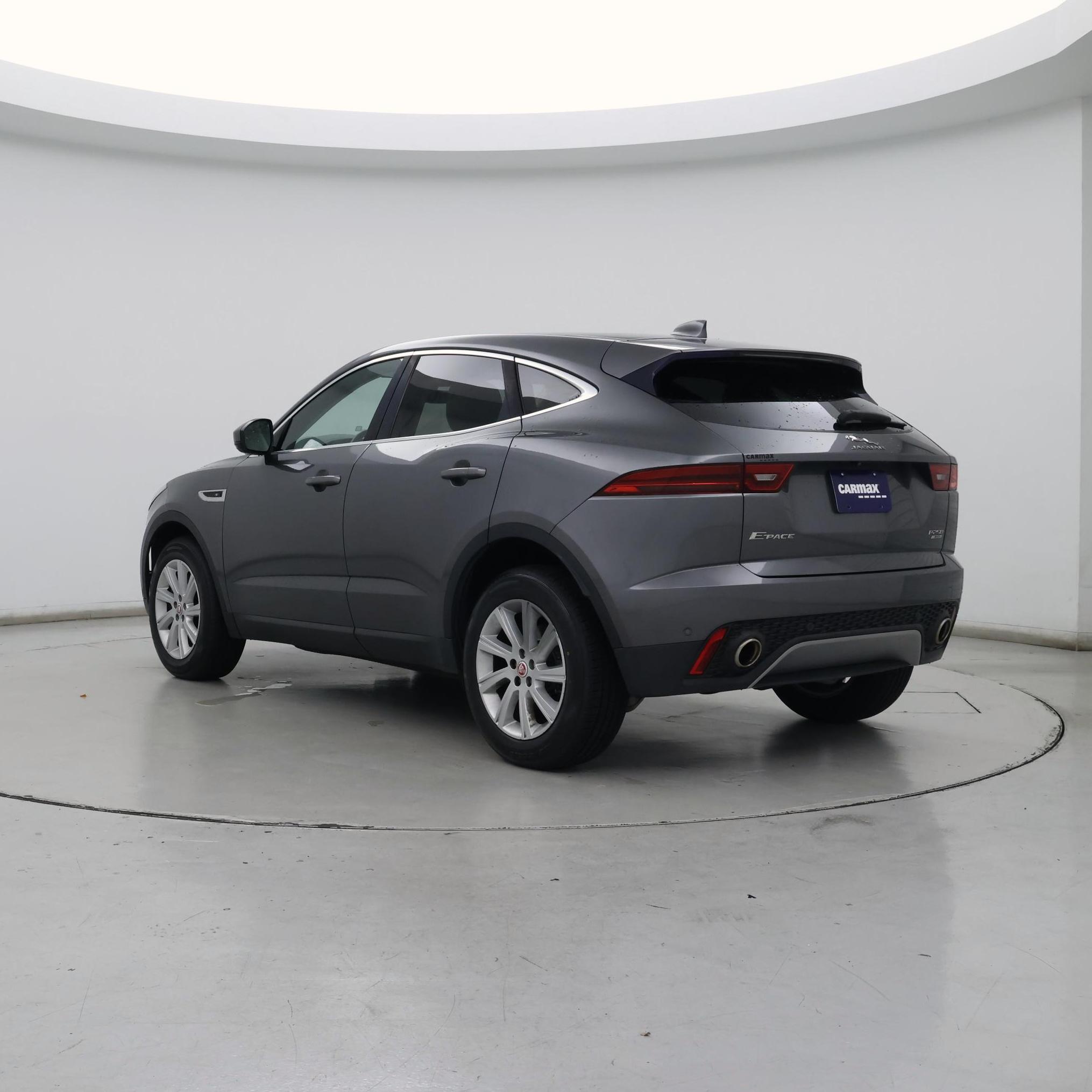Thumbnail: 2018 Jaguar E-Pace - 2