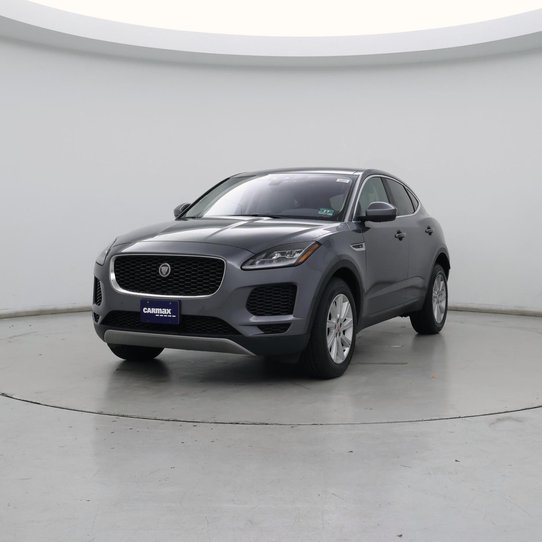 Thumbnail: 2018 Jaguar E-Pace - 4