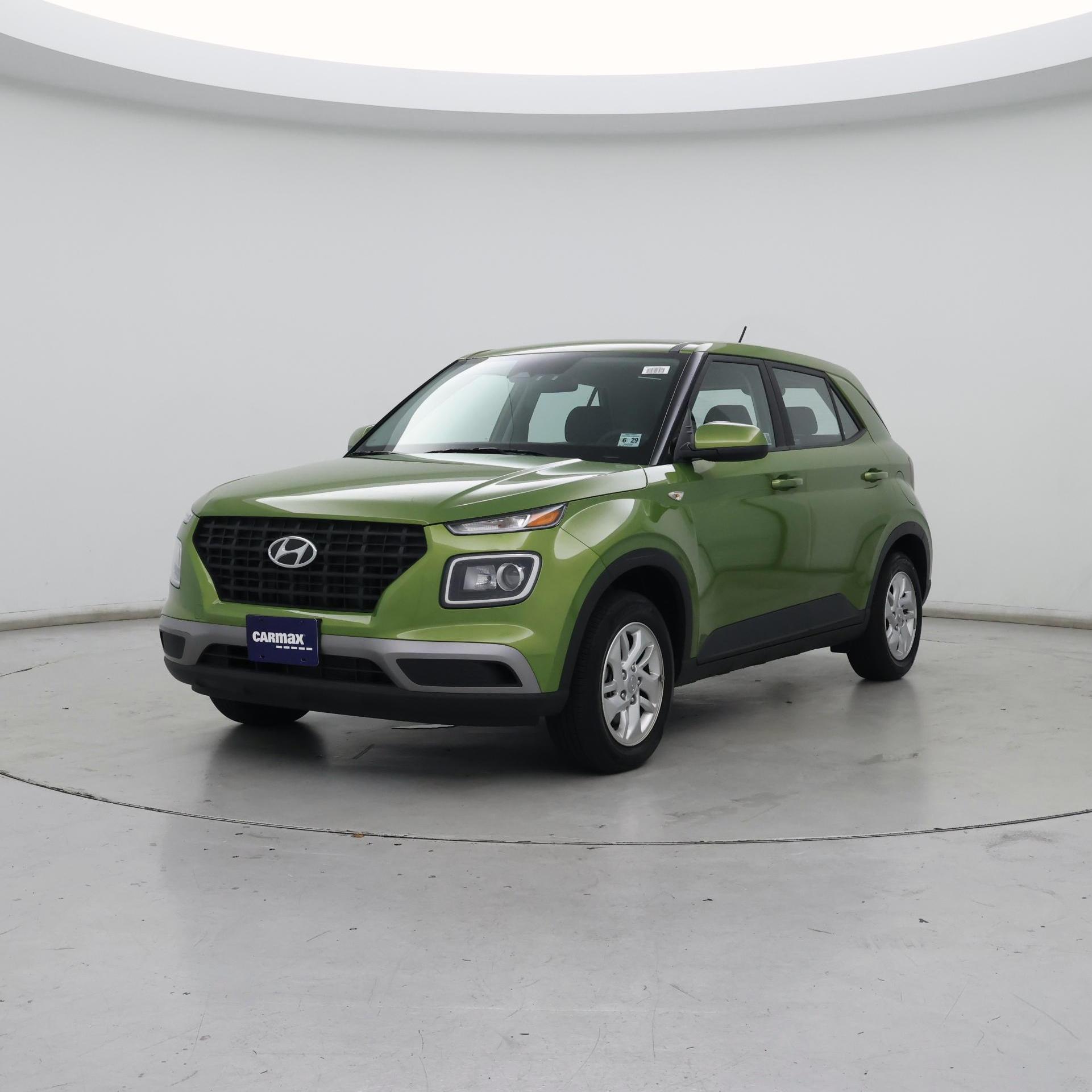 Thumbnail: 2024 Hyundai Venue - 4