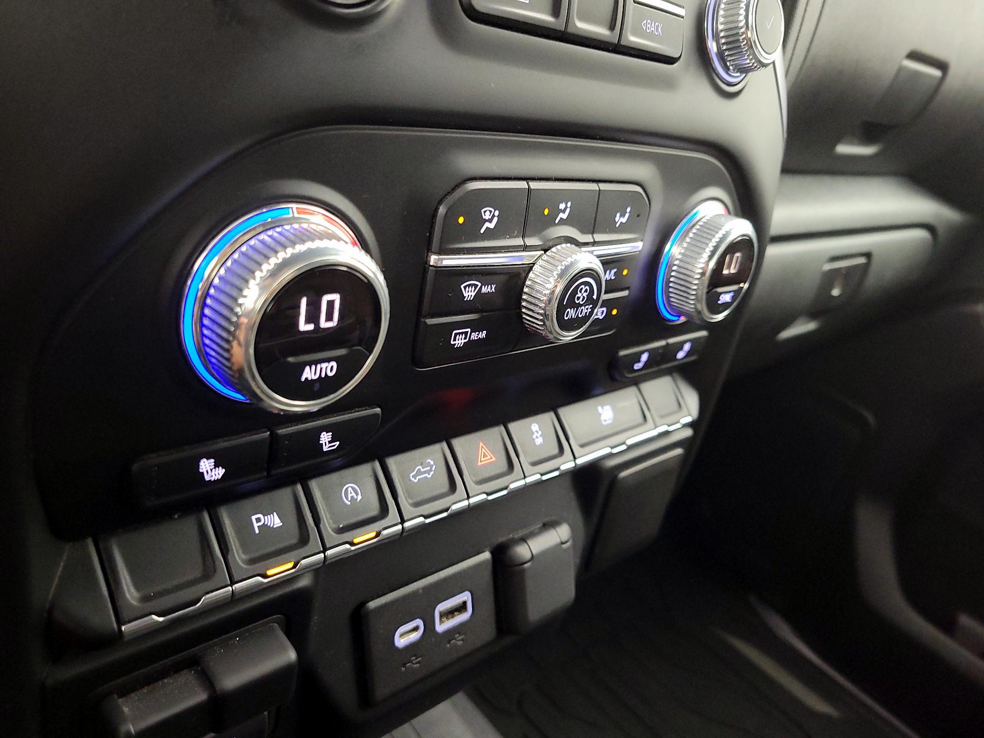 Thumbnail: 2019 GMC Sierra 1500 - 16