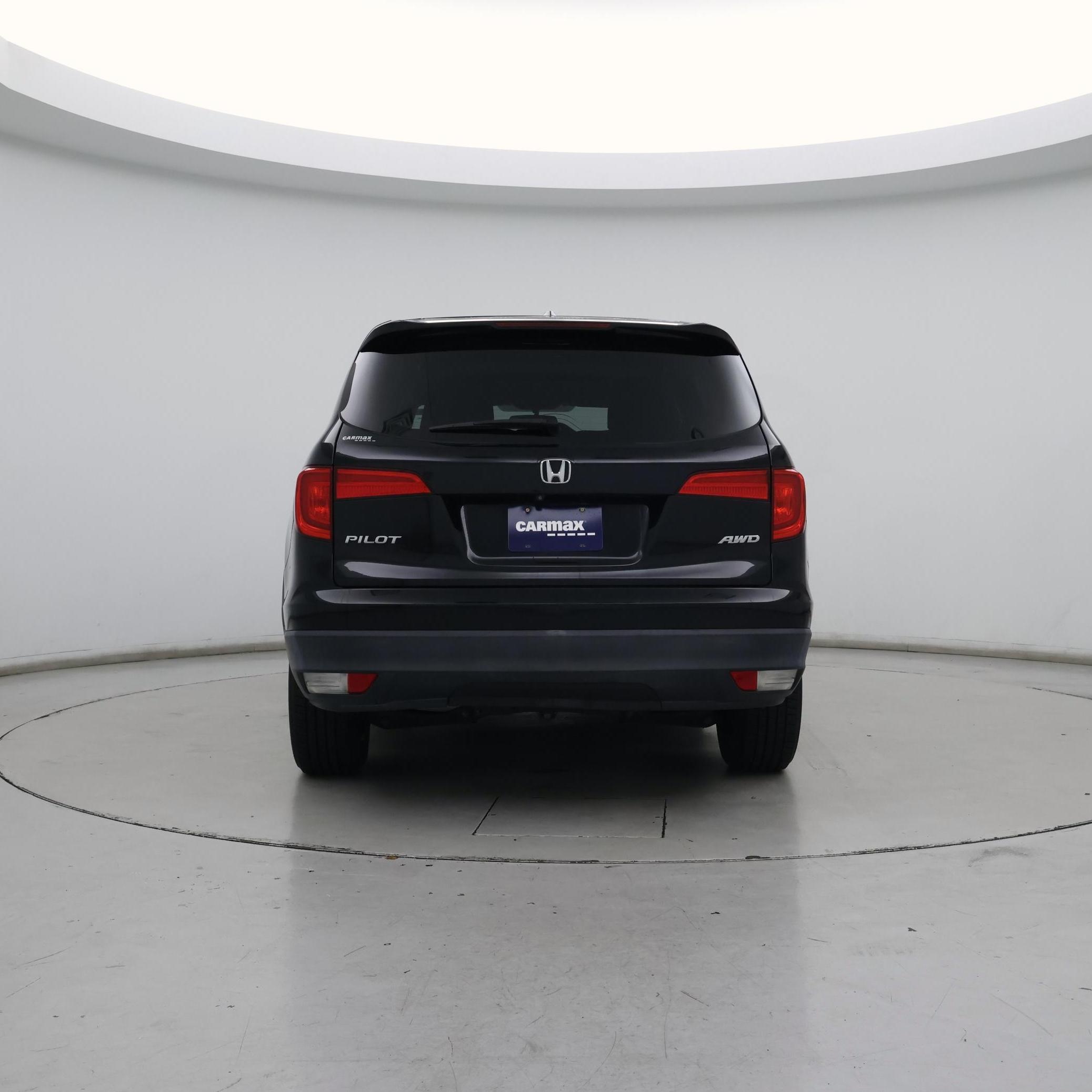 Thumbnail: 2017 Honda Pilot - 6