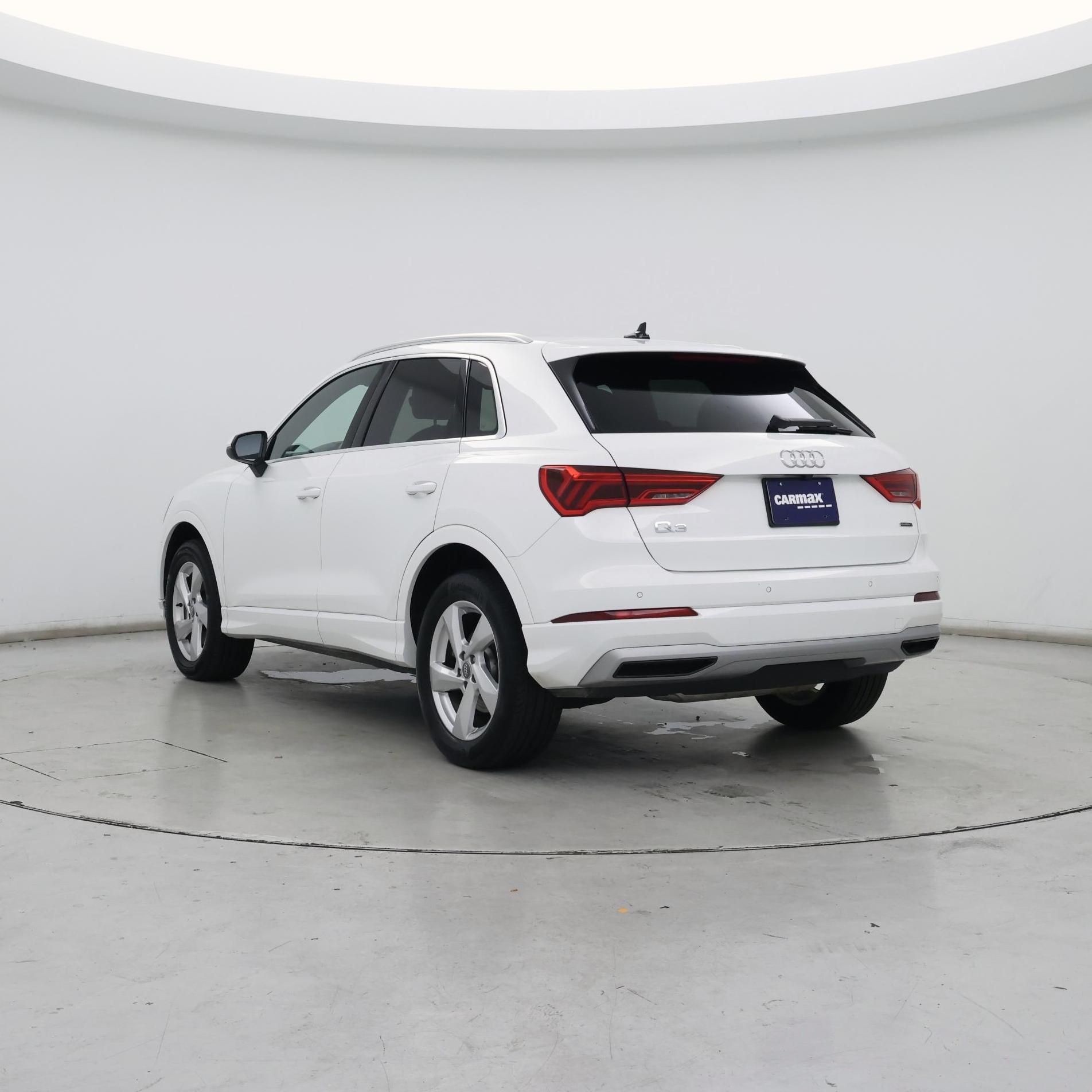 Thumbnail: 2019 Audi Q3 - 2