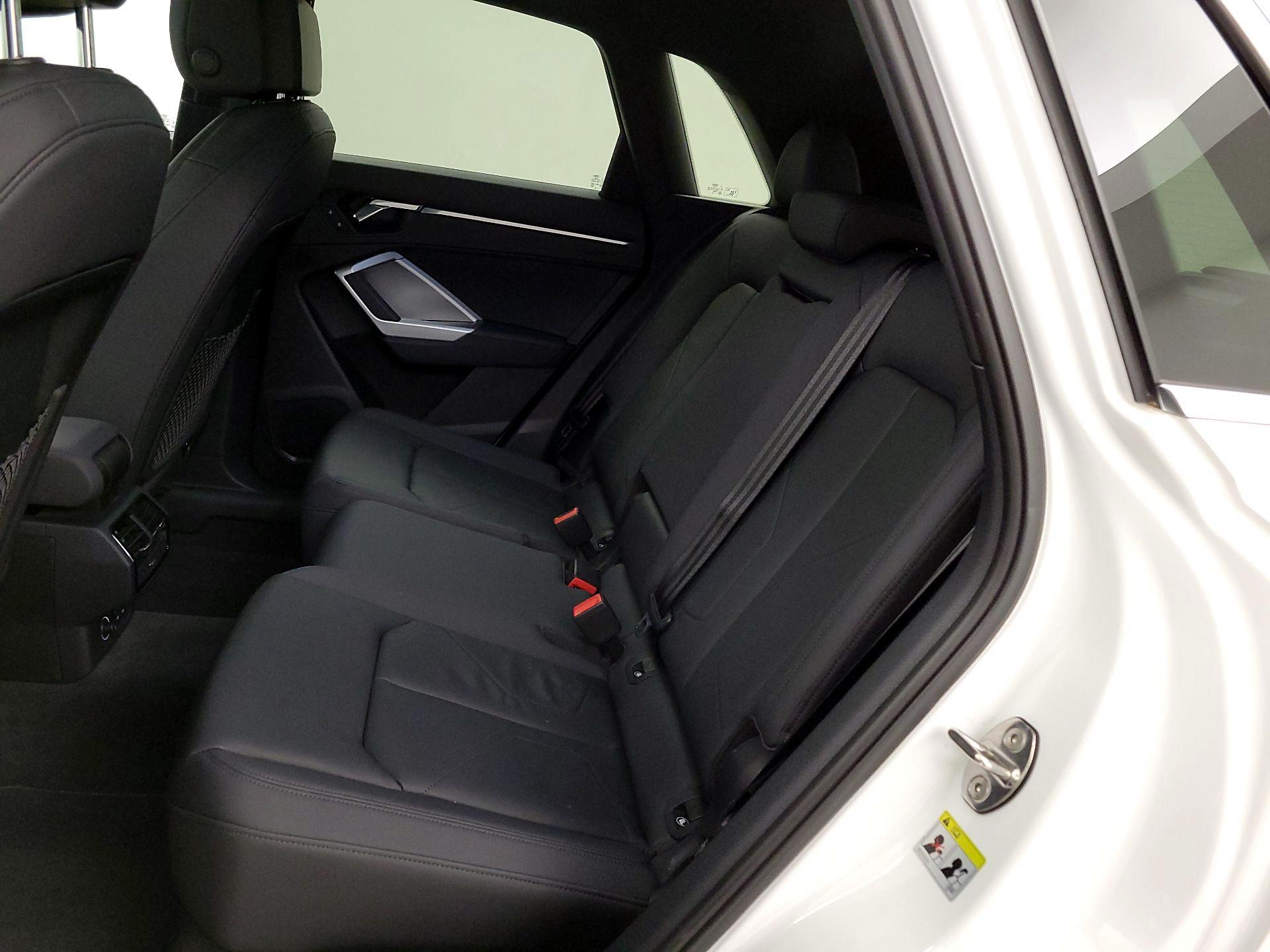 Thumbnail: 2019 Audi Q3 - 20