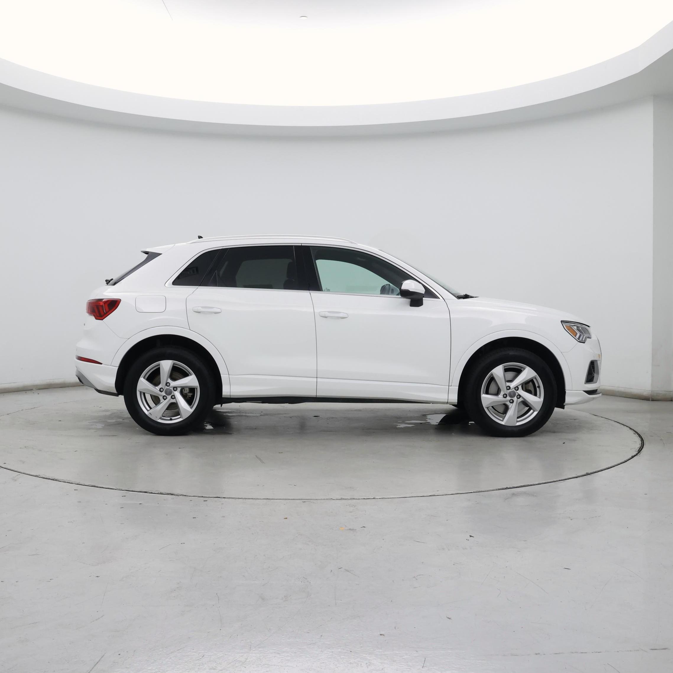 Thumbnail: 2019 Audi Q3 - 7