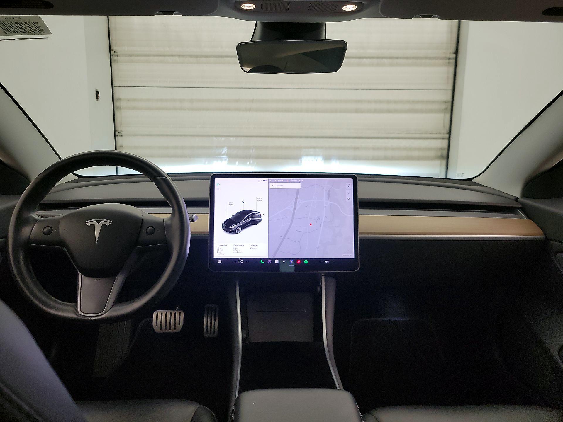 Thumbnail: 2018 Tesla Model 3 - 9