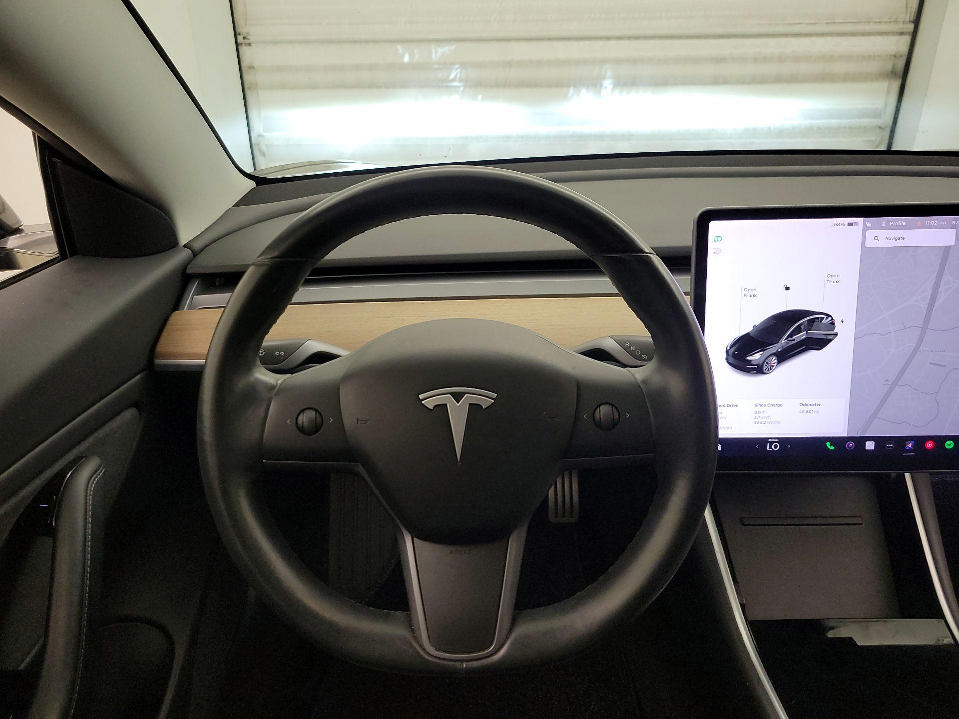 Thumbnail: 2018 Tesla Model 3 - 10