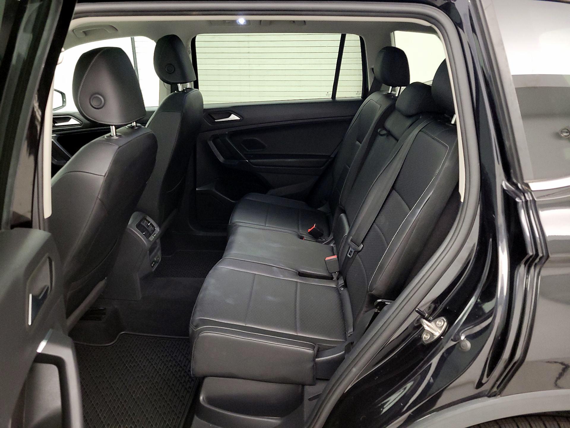 Thumbnail: 2020 Volkswagen Tiguan - 20
