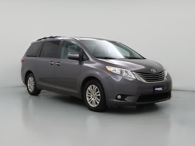 Gray 2017 Toyota Sienna XLE Premium