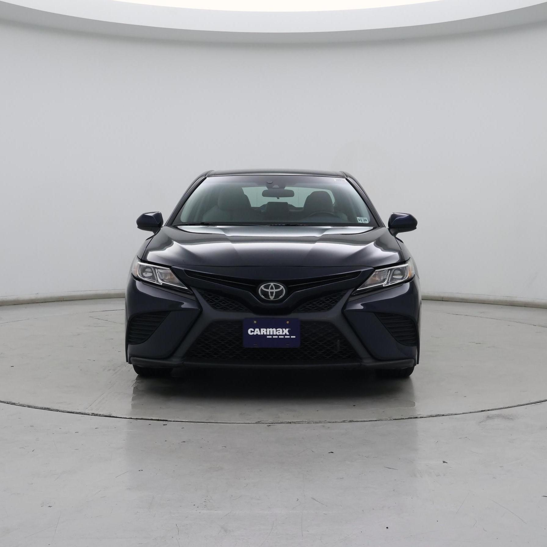 Thumbnail: 2019 Toyota Camry - 5
