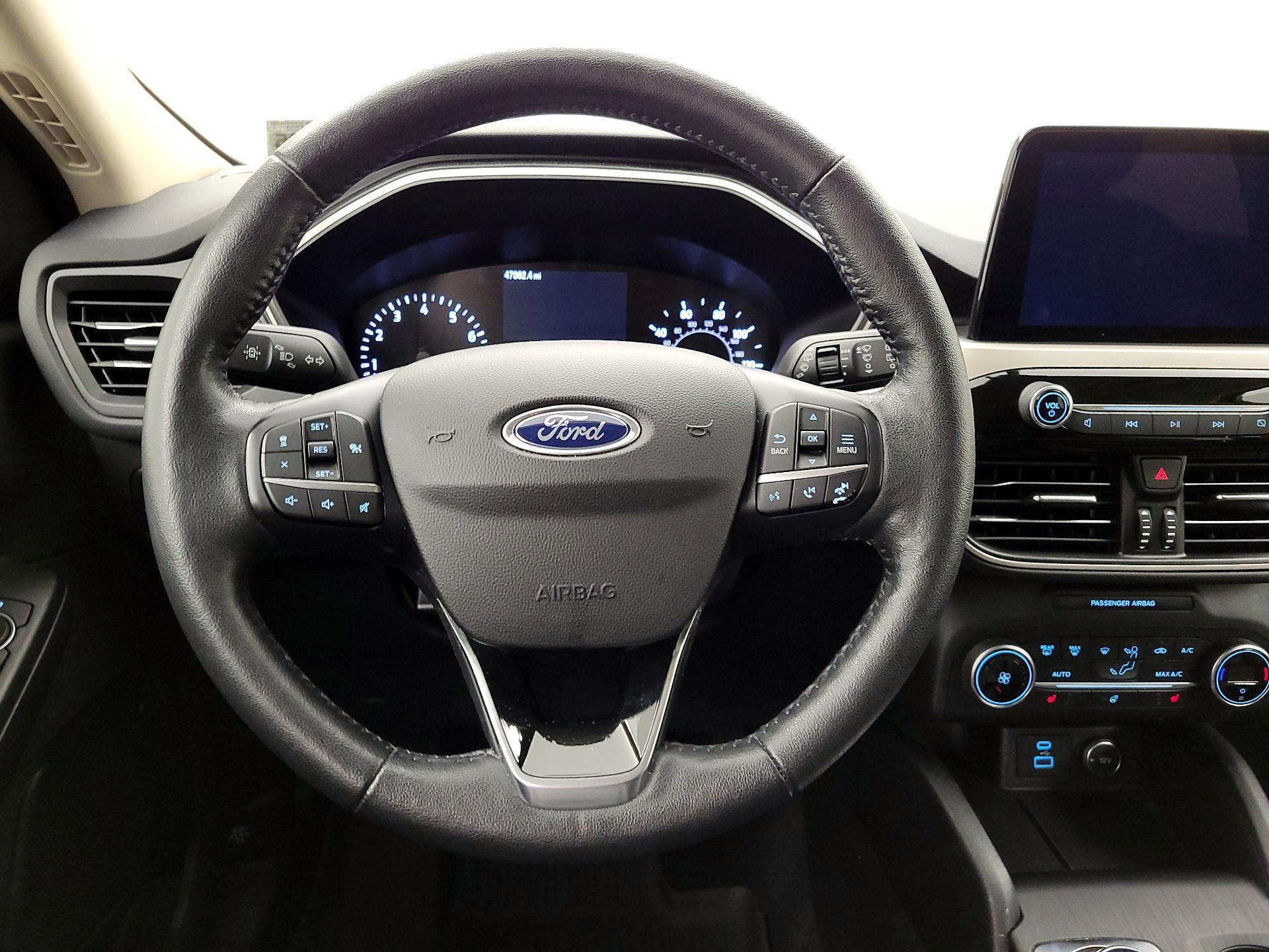 Thumbnail: 2020 Ford Escape - 10