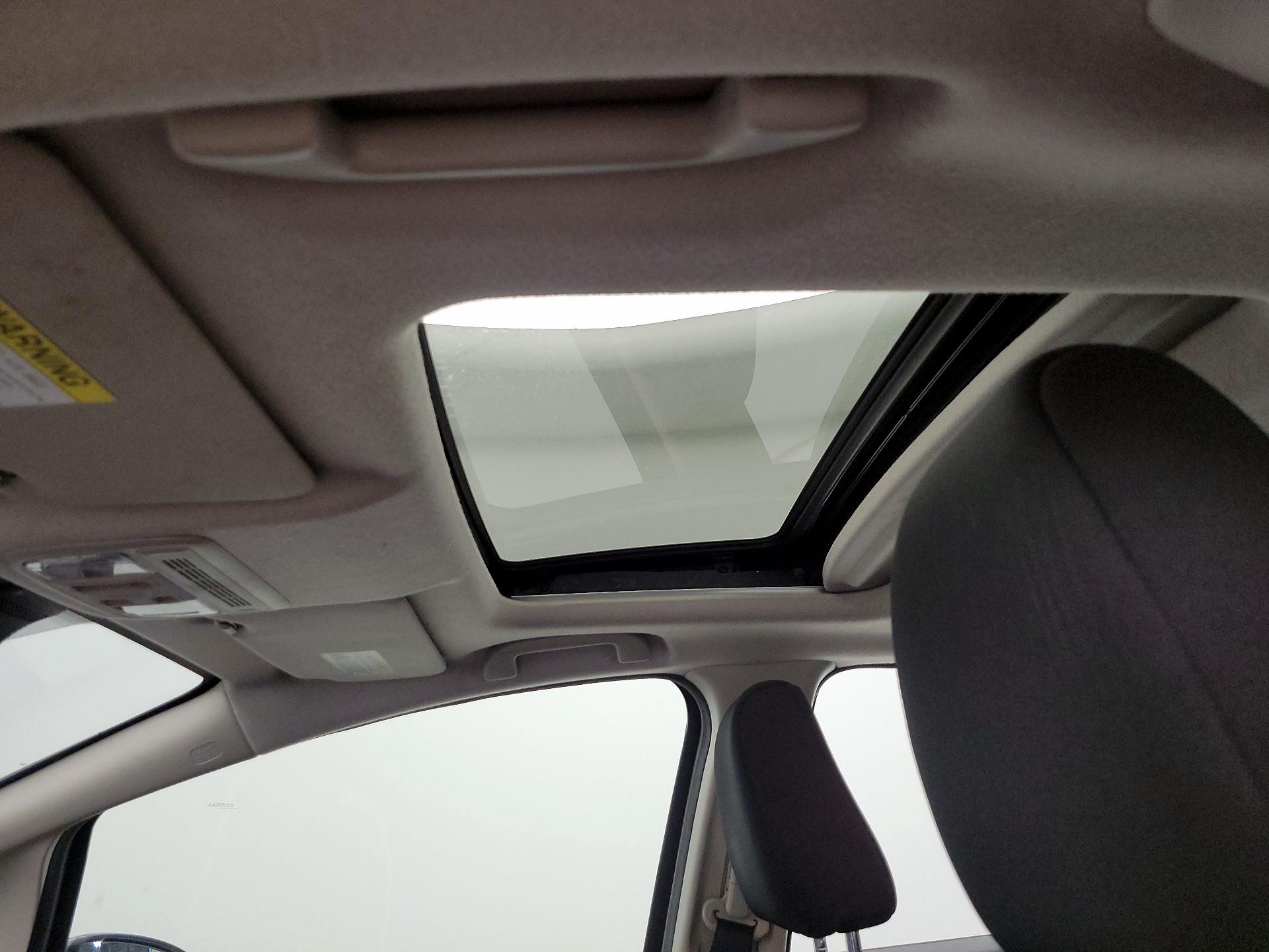 Thumbnail: 2019 Honda Fit - 19