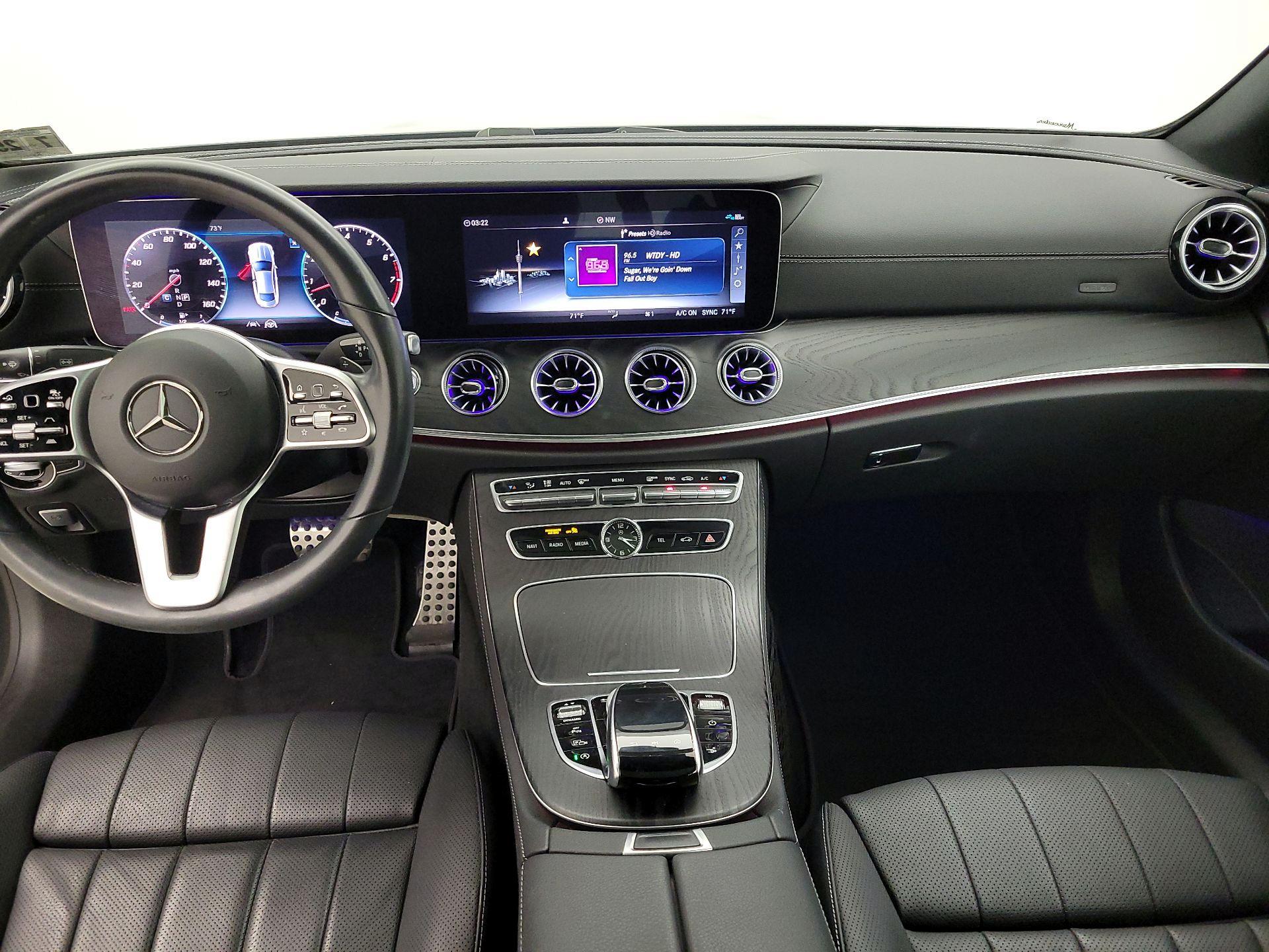 Thumbnail: 2020 Mercedes-Benz E-Class - 9