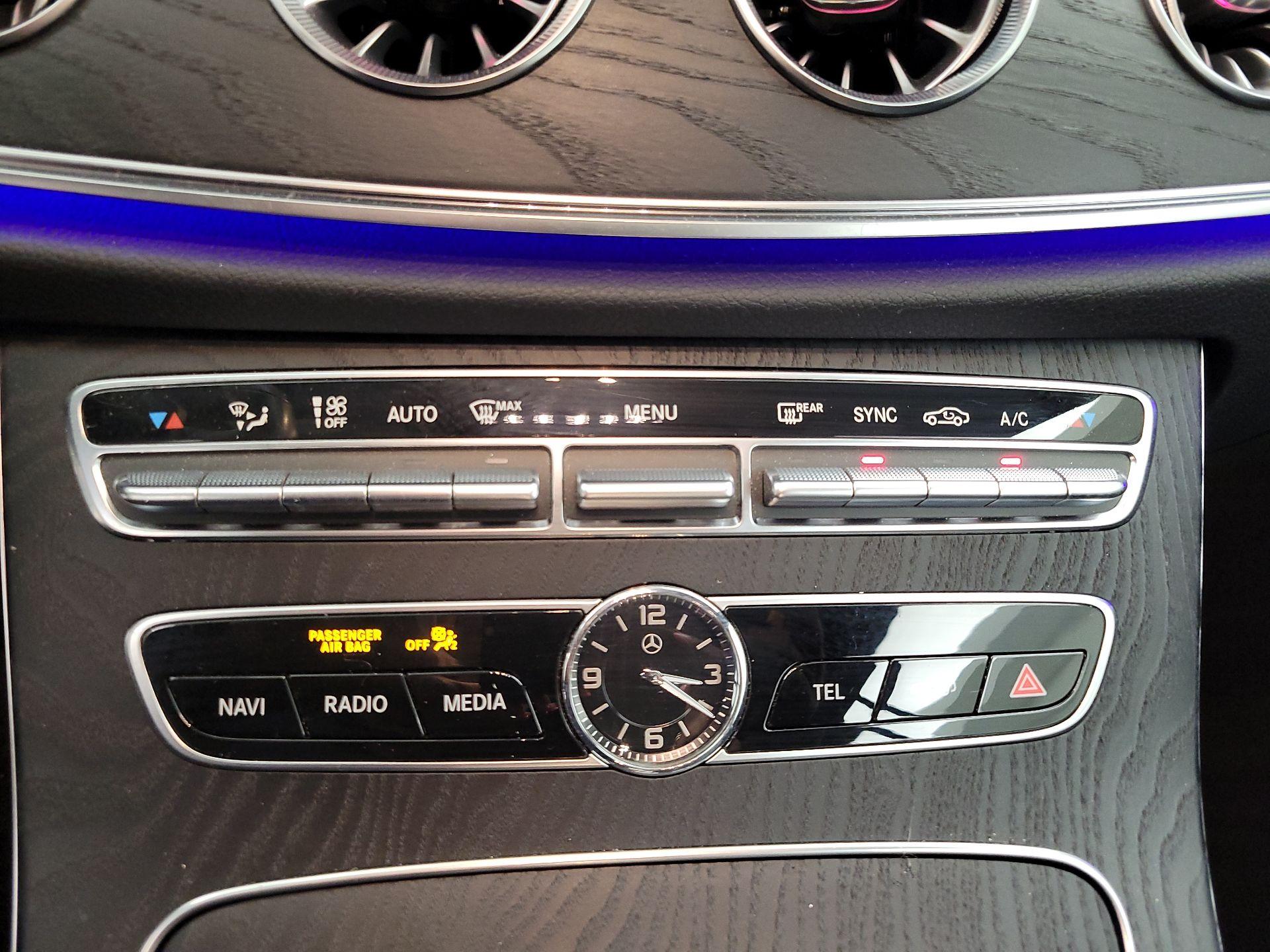 Thumbnail: 2020 Mercedes-Benz E-Class - 17