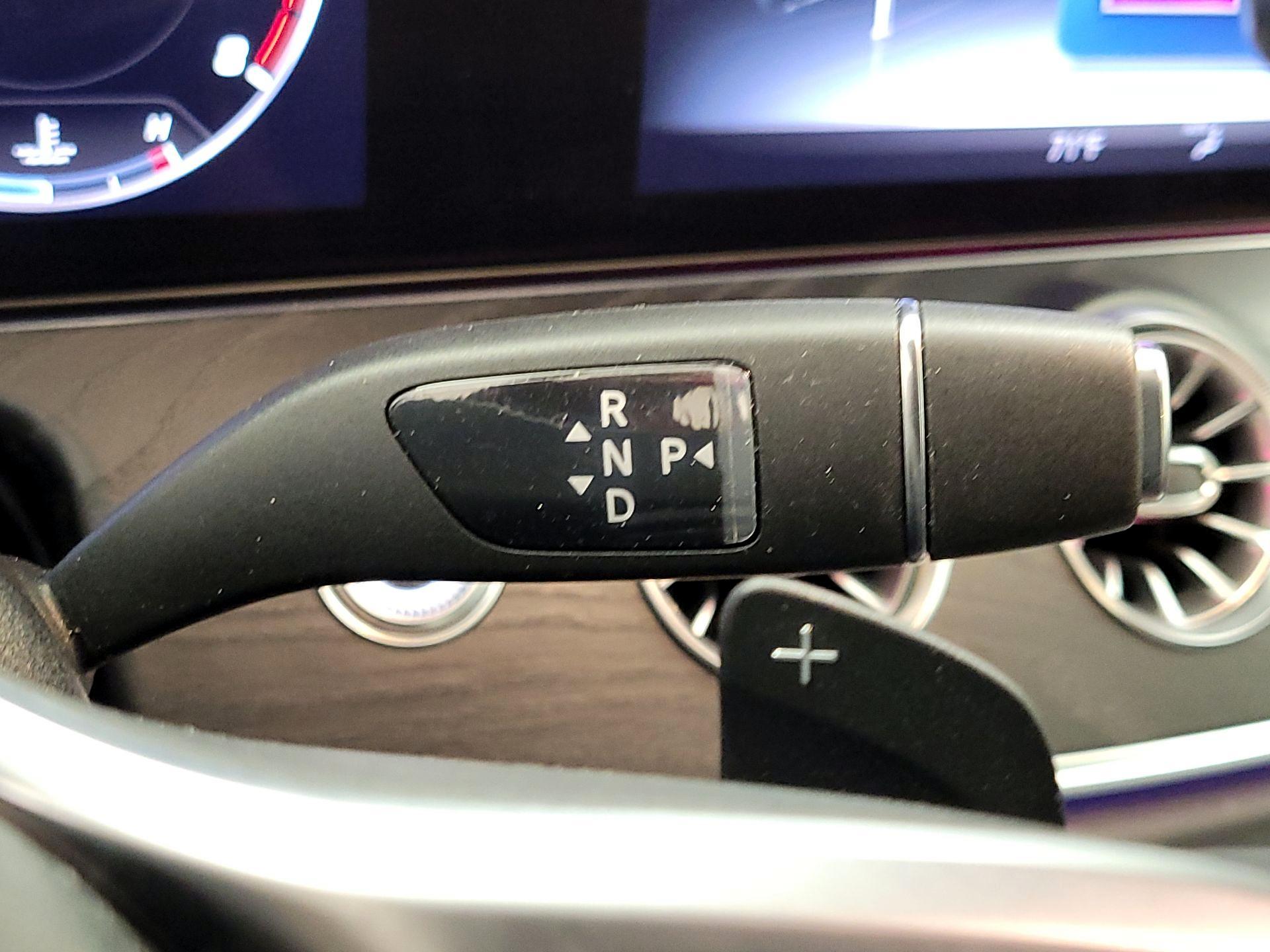Thumbnail: 2020 Mercedes-Benz E-Class - 18
