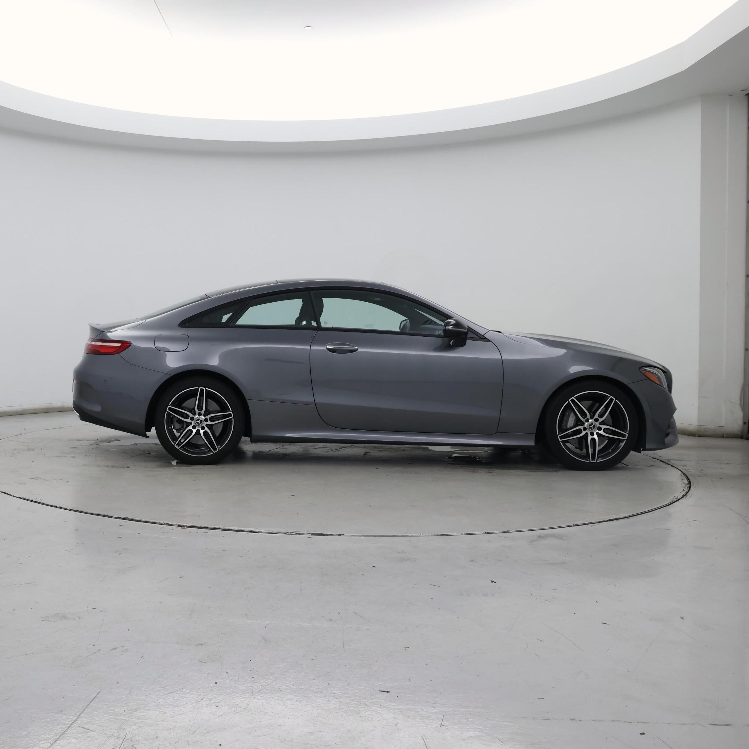 Thumbnail: 2020 Mercedes-Benz E-Class - 7