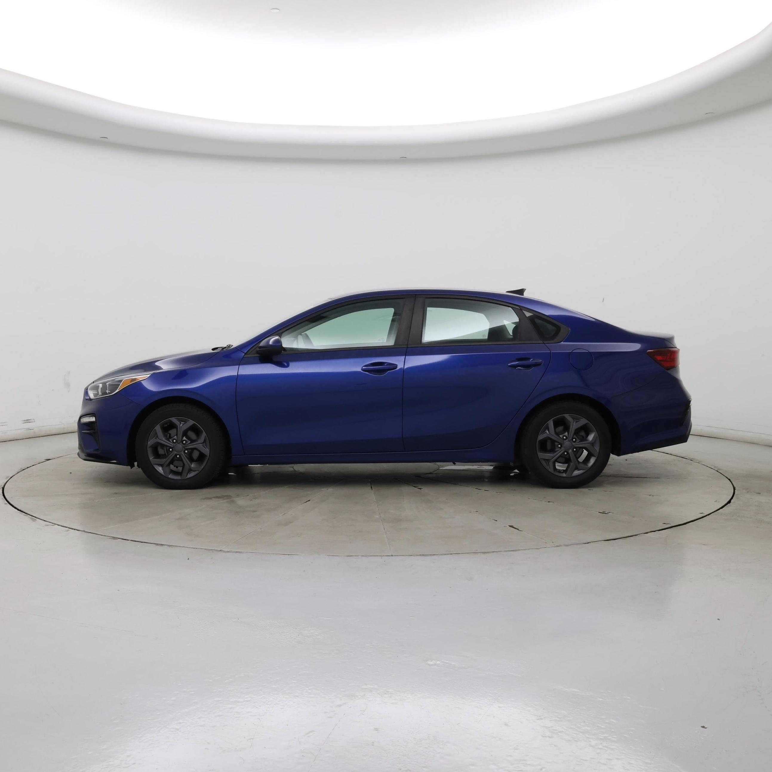 Thumbnail: 2019 Kia Forte - 3
