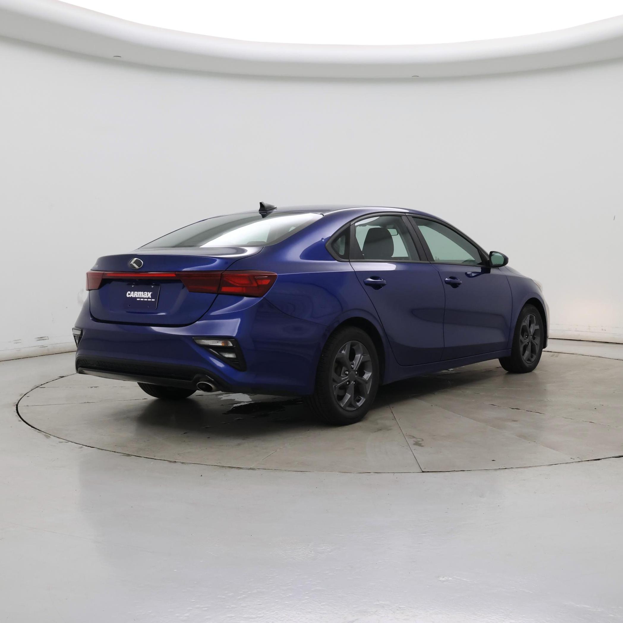 Thumbnail: 2019 Kia Forte - 8