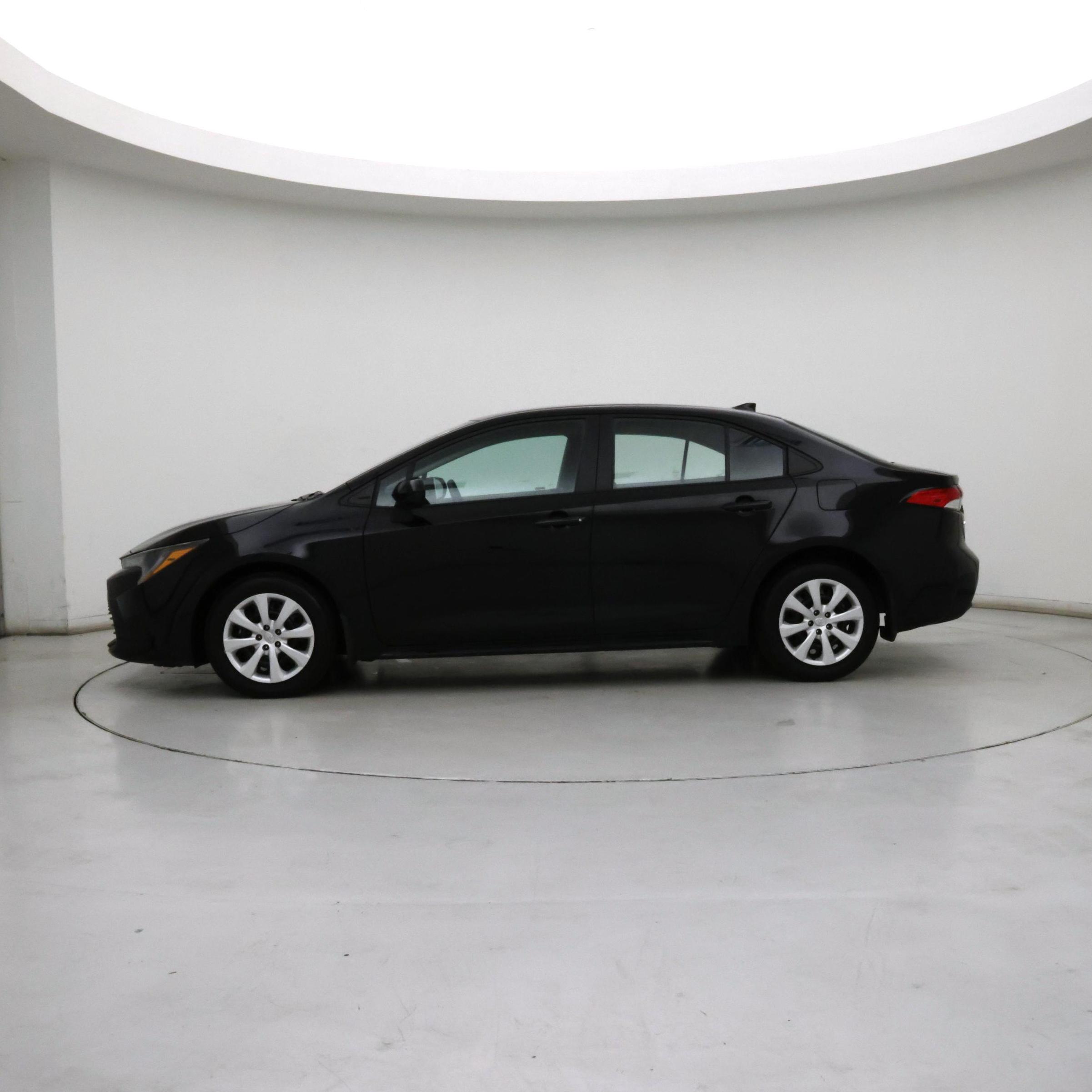 Thumbnail: 2024 Toyota Corolla - 3