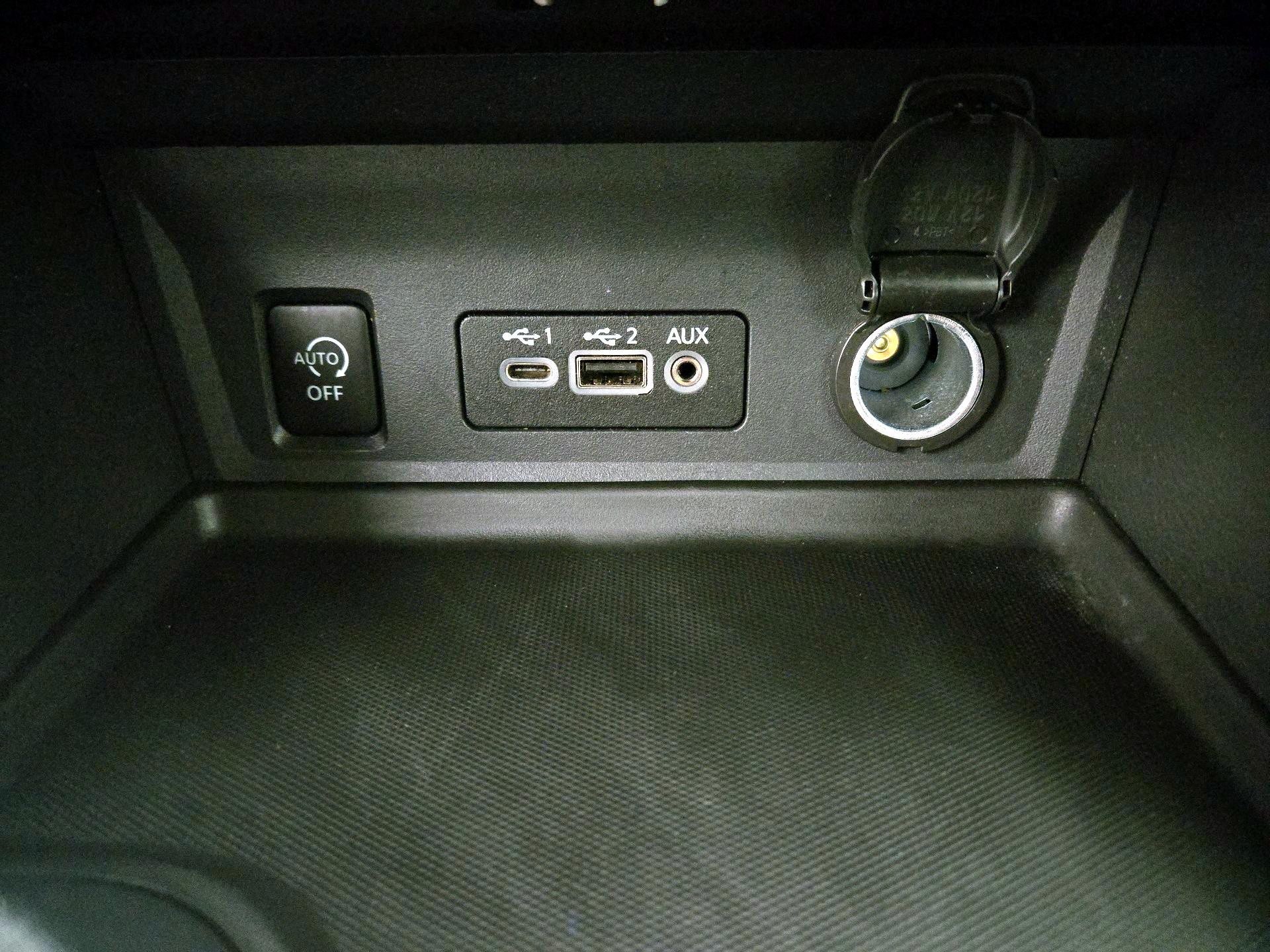 Thumbnail: 2024 Nissan Sentra - 18