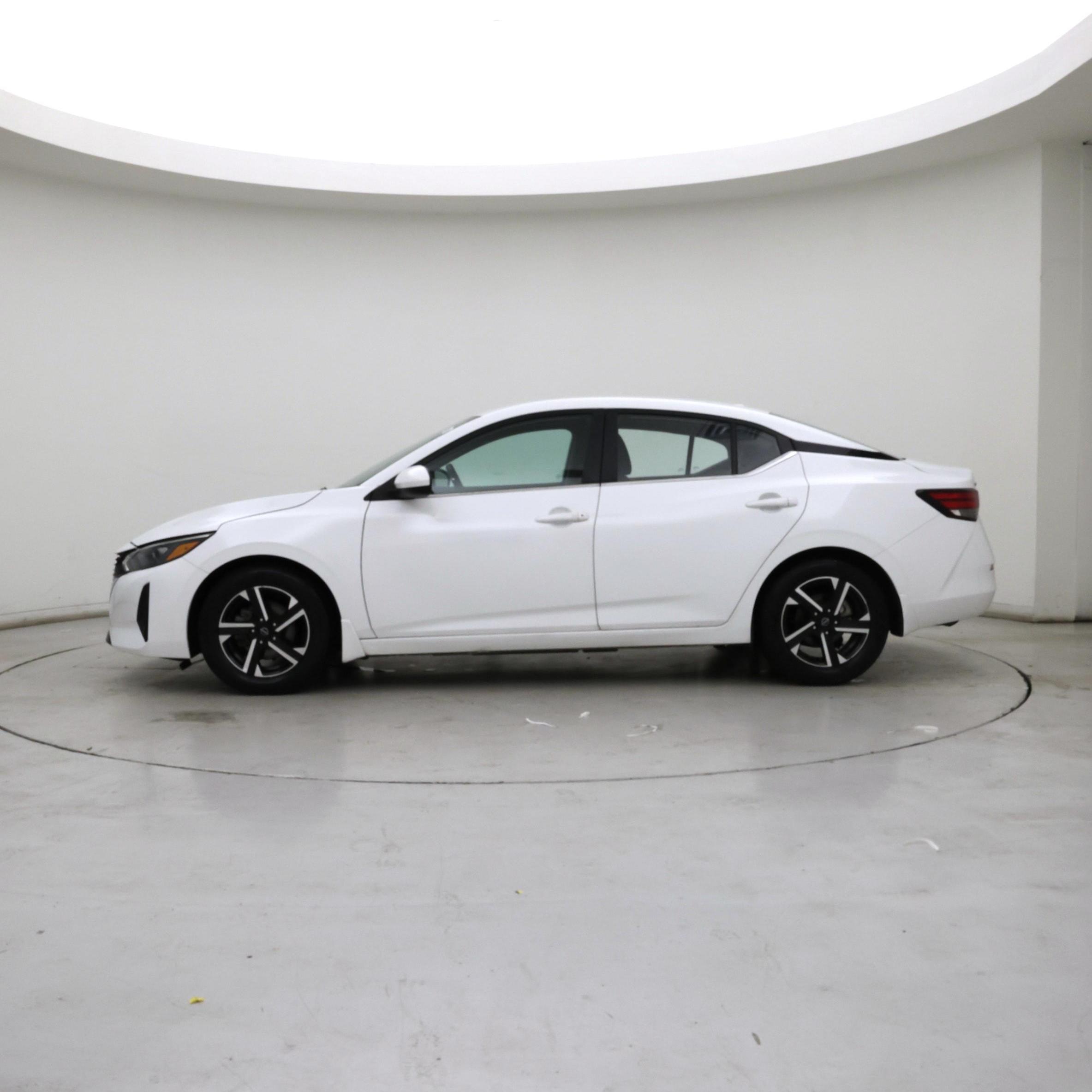 Thumbnail: 2024 Nissan Sentra - 3