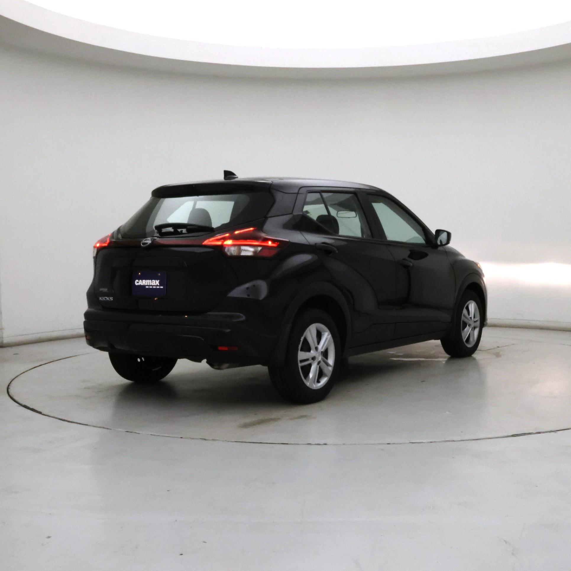Thumbnail: 2024 Nissan Kicks - 8