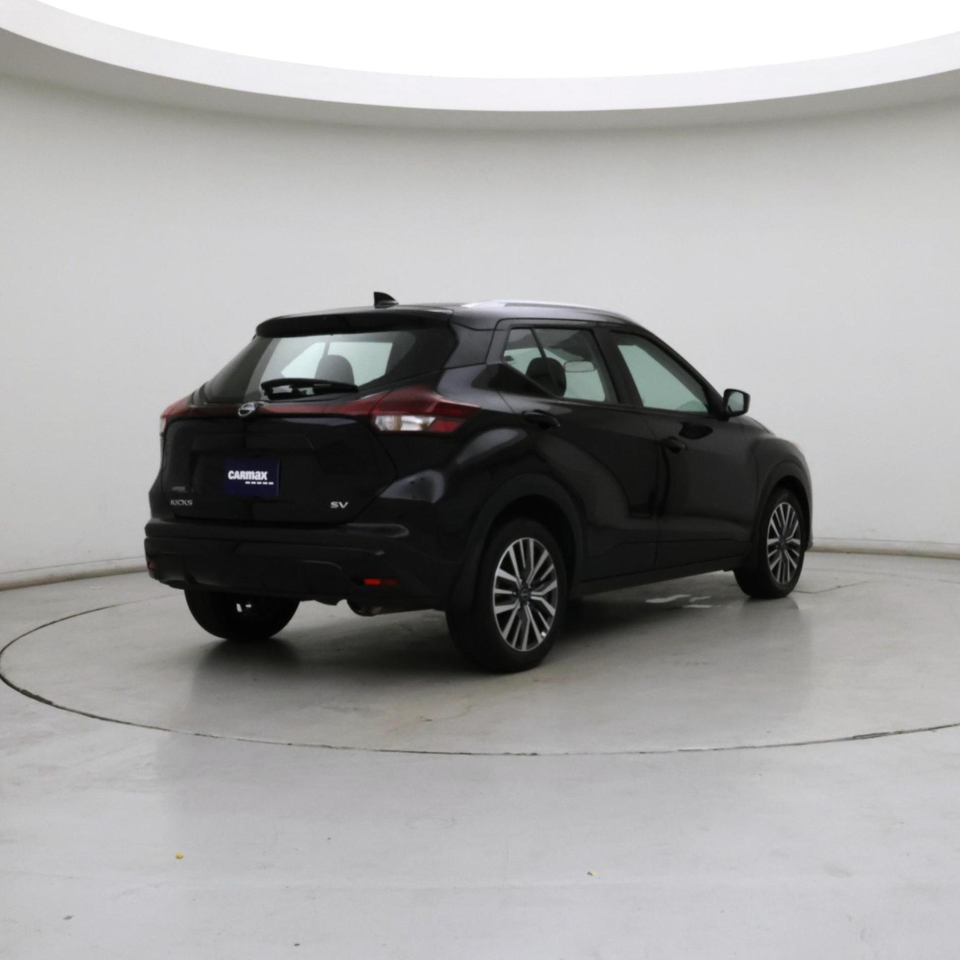 Thumbnail: 2024 Nissan Kicks - 8