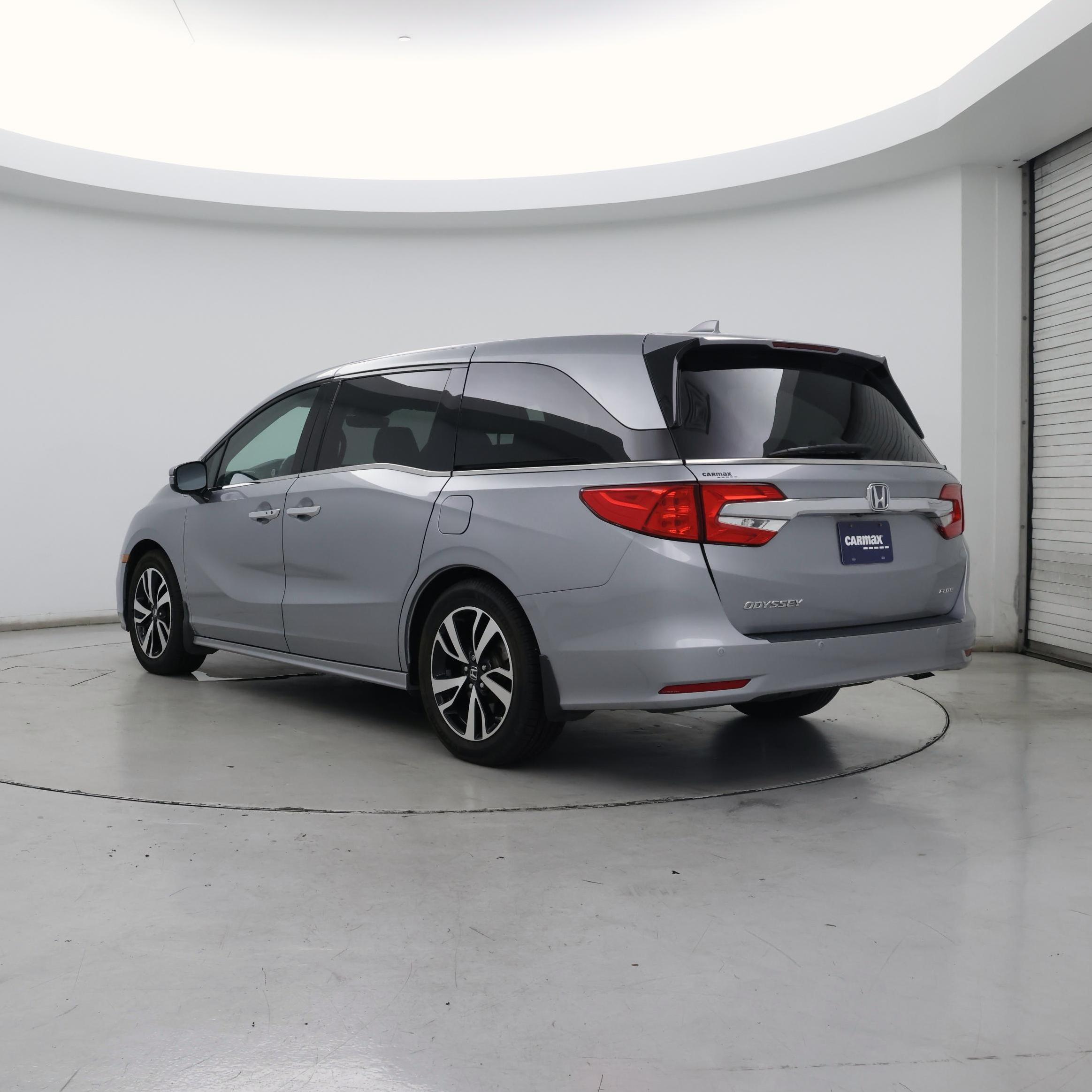 Thumbnail: 2018 Honda Odyssey - 2
