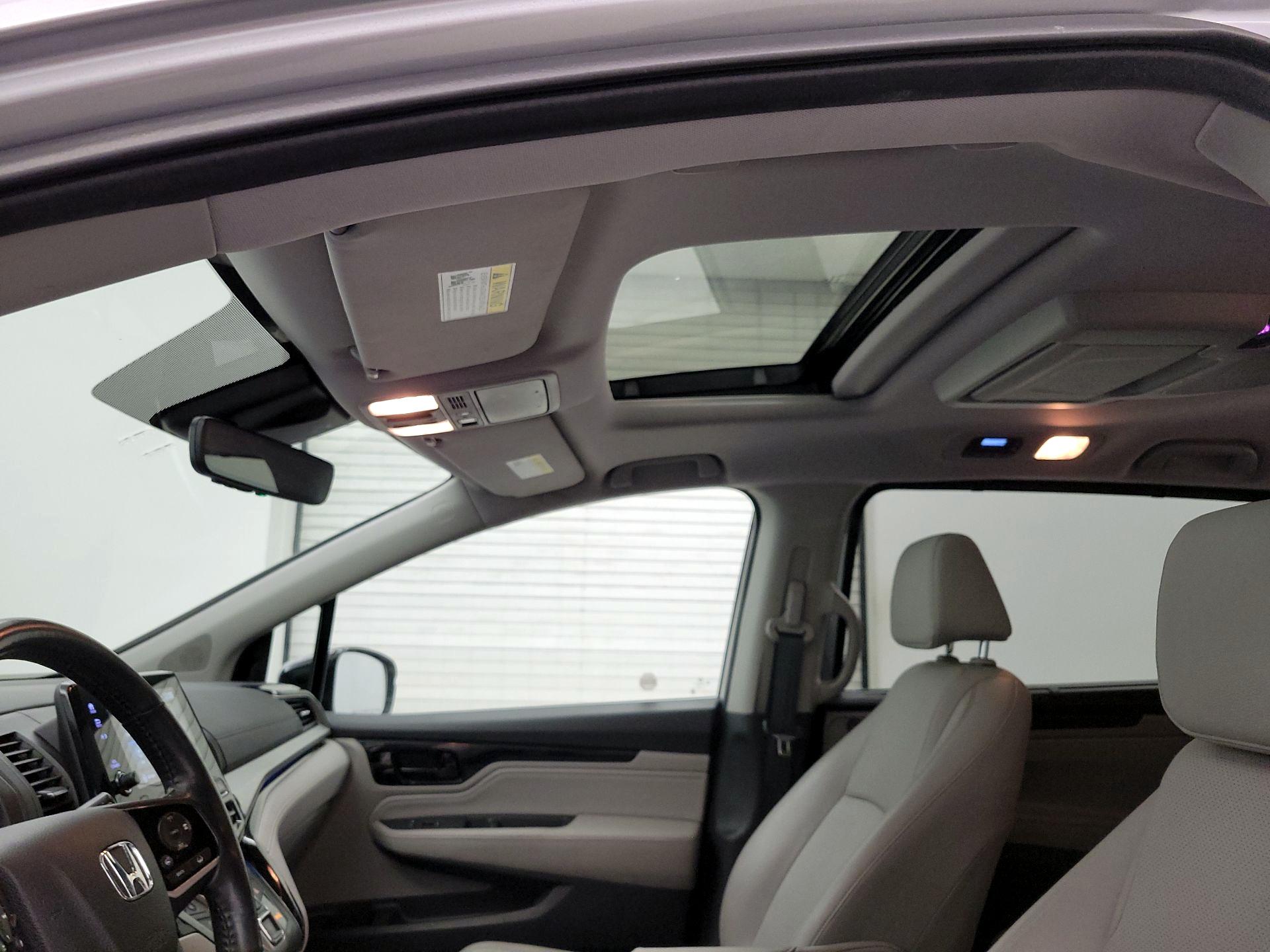 Thumbnail: 2018 Honda Odyssey - 20