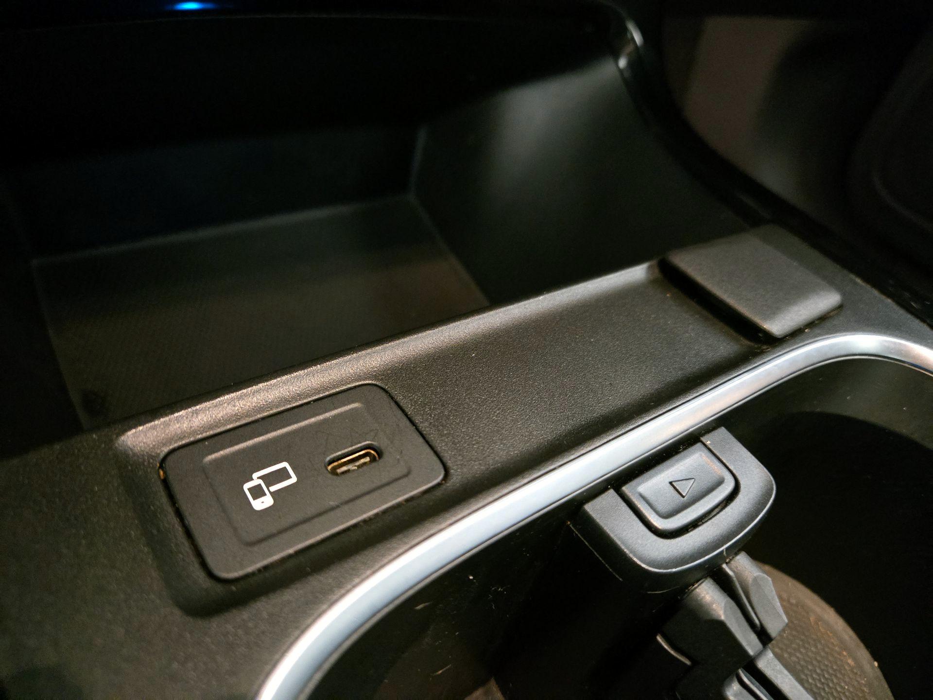 Thumbnail: 2020 Mercedes-Benz A-Class - 18