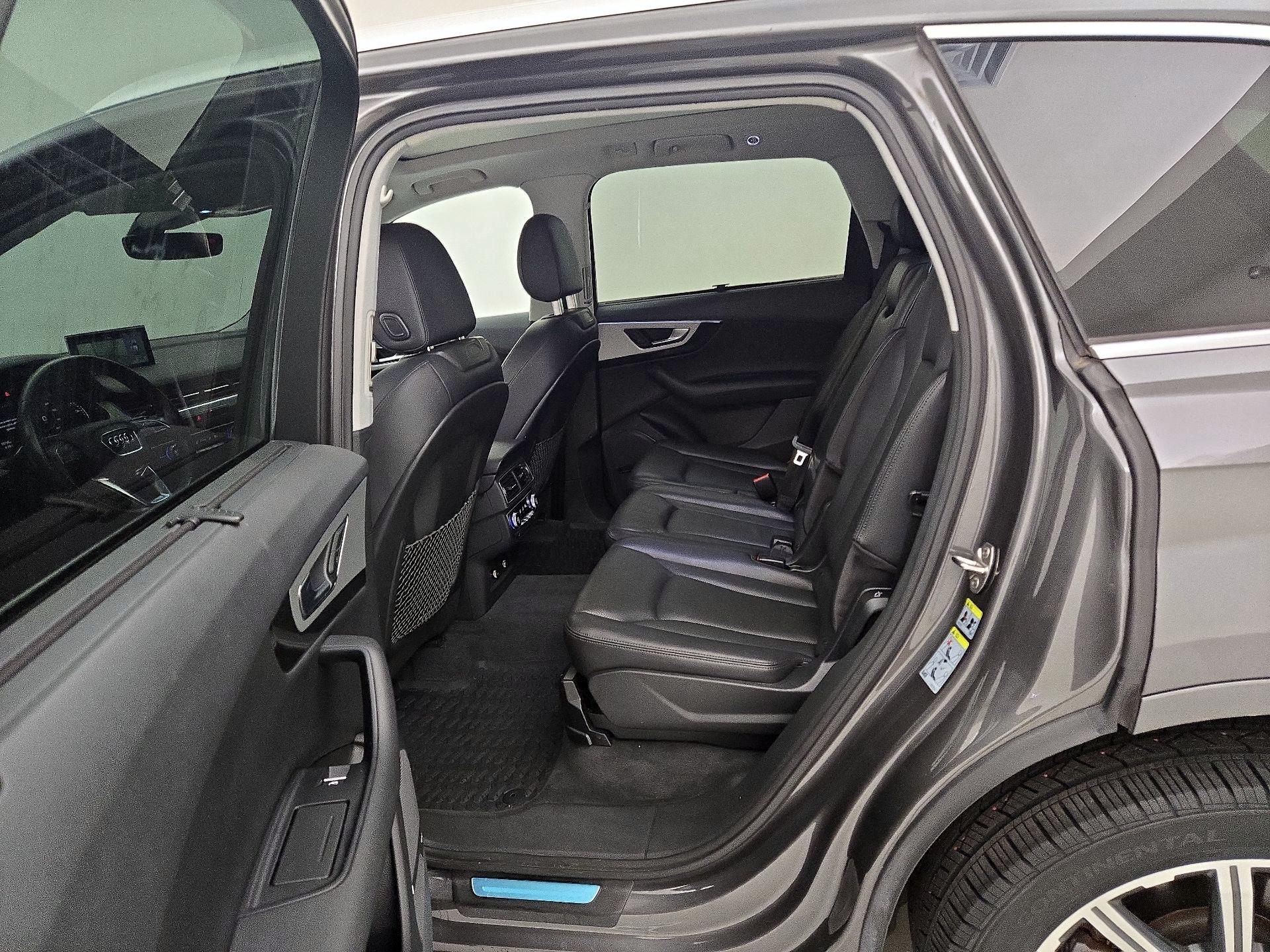Thumbnail: 2019 Audi Q7 - 18