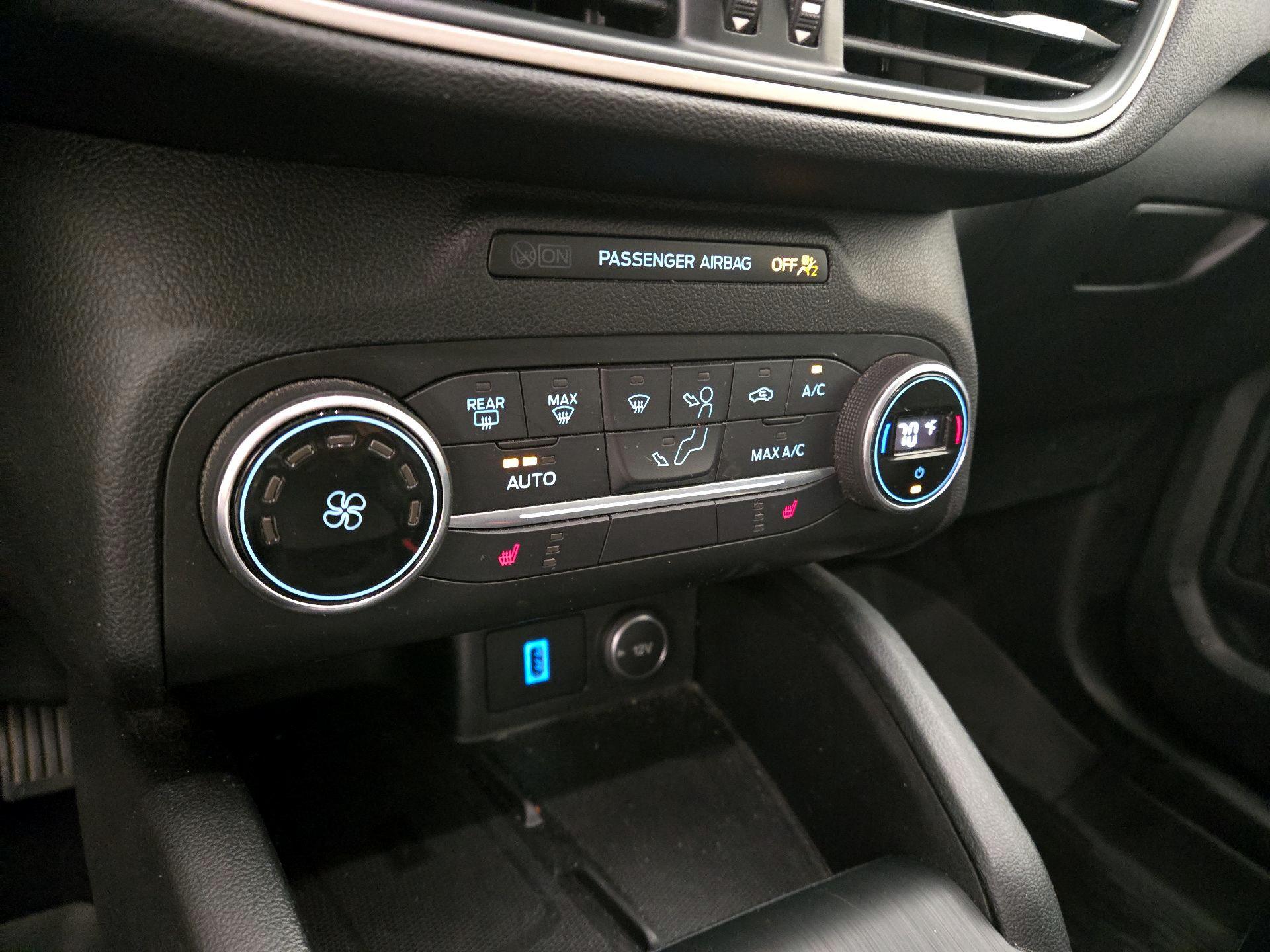 Thumbnail: 2020 Ford Escape - 17