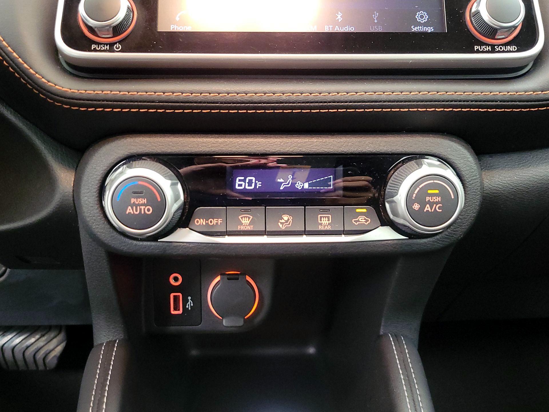 Thumbnail: 2020 Nissan Kicks - 15