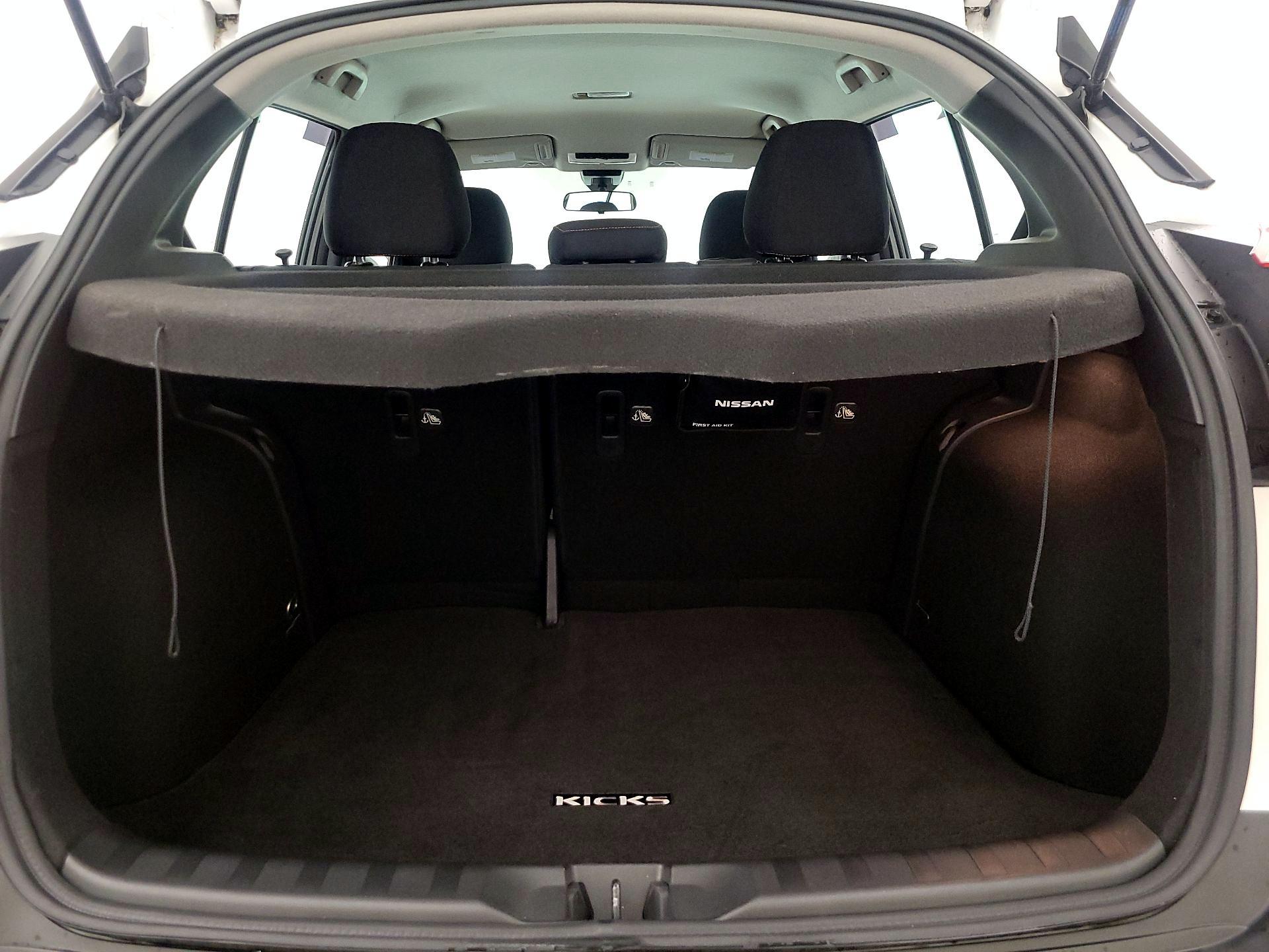 Thumbnail: 2020 Nissan Kicks - 19