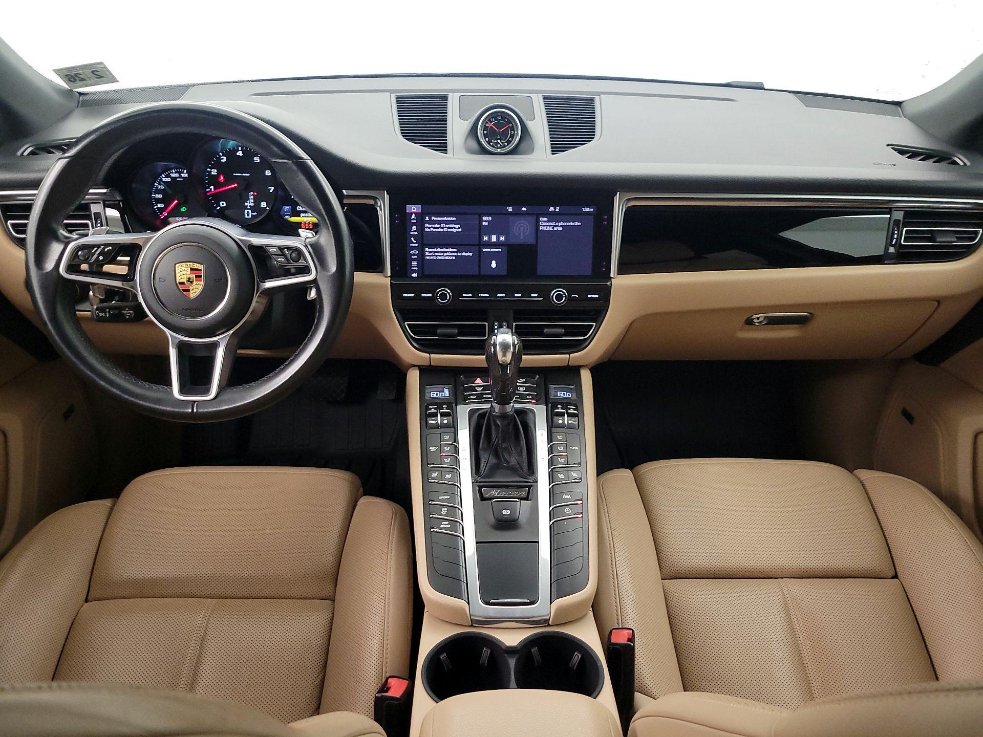 Thumbnail: 2021 Porsche Macan - 9