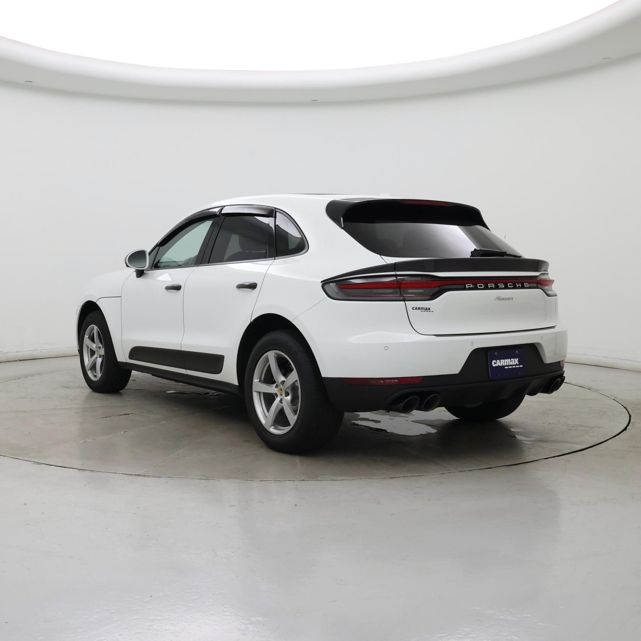 Thumbnail: 2021 Porsche Macan - 2