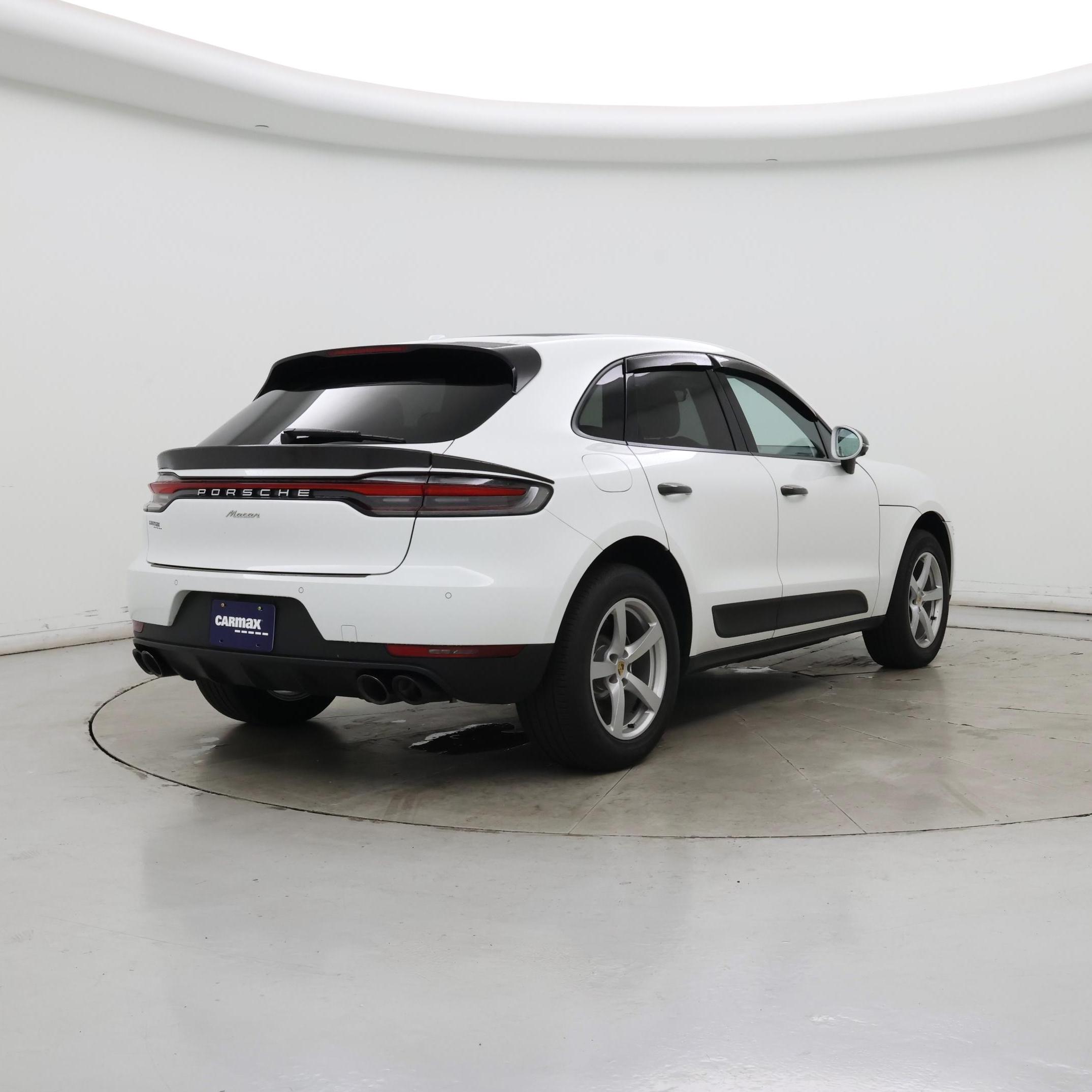 Thumbnail: 2021 Porsche Macan - 8