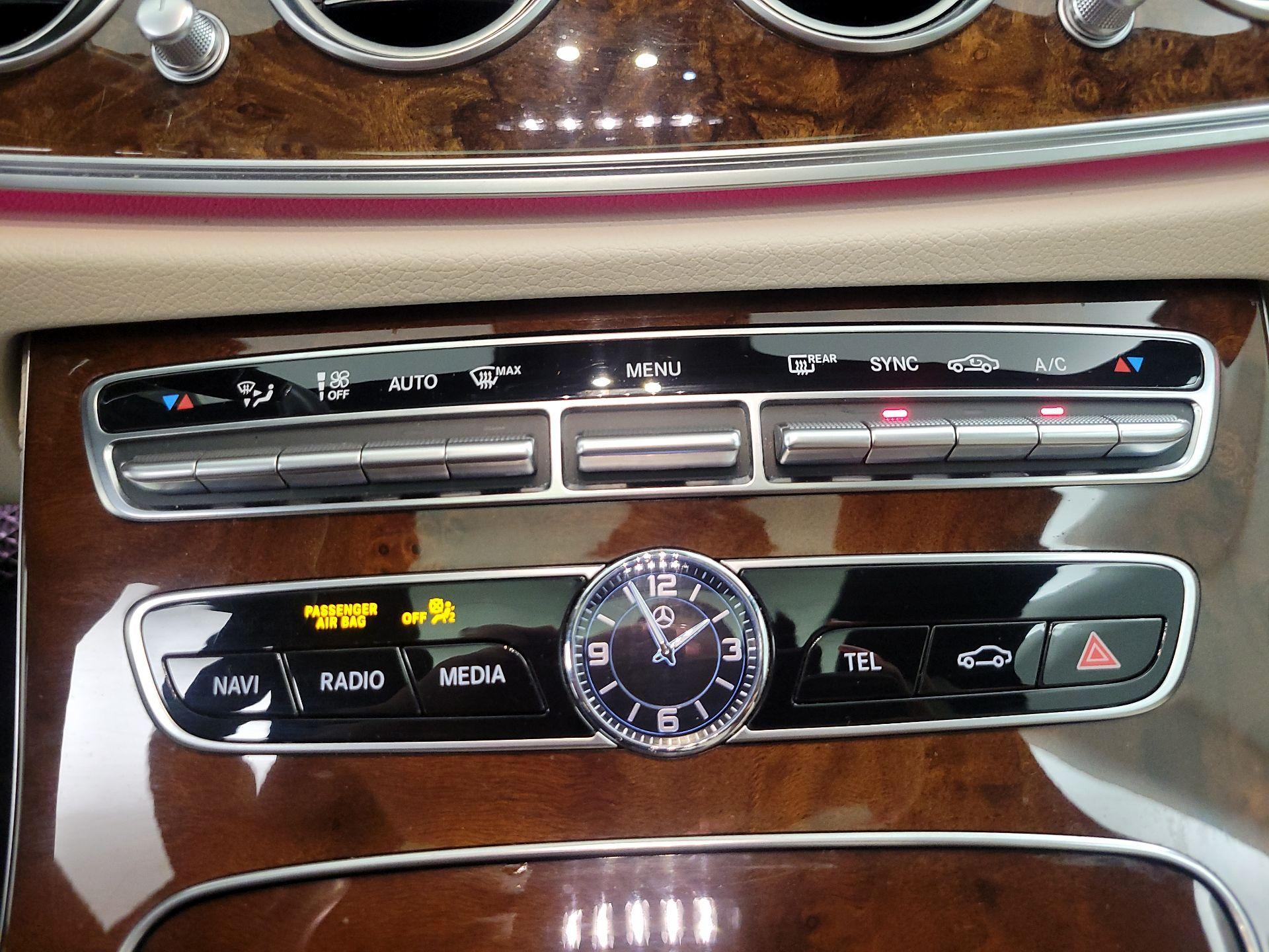 Thumbnail: 2020 Mercedes-Benz E-Class - 17