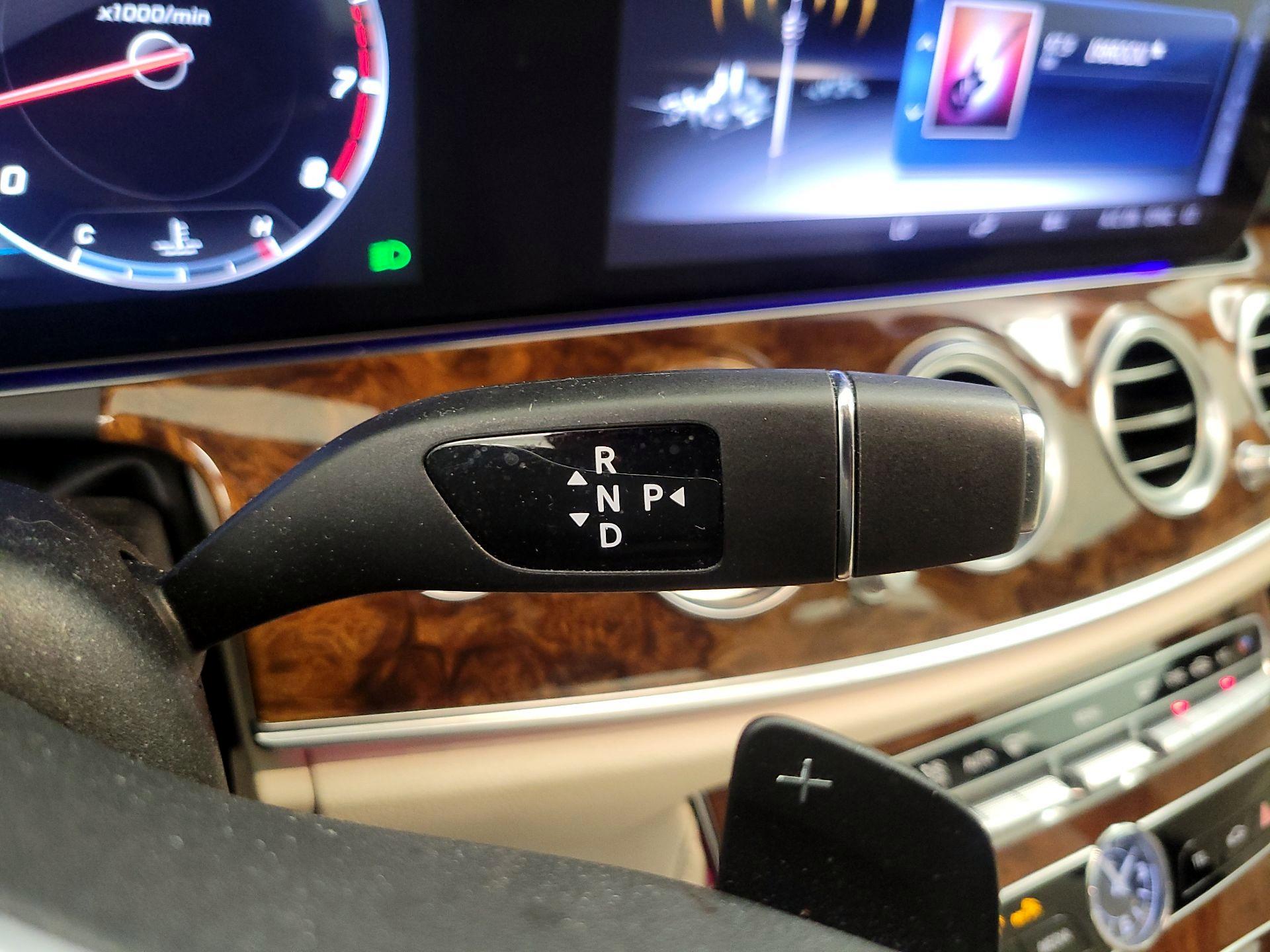 Thumbnail: 2020 Mercedes-Benz E-Class - 18