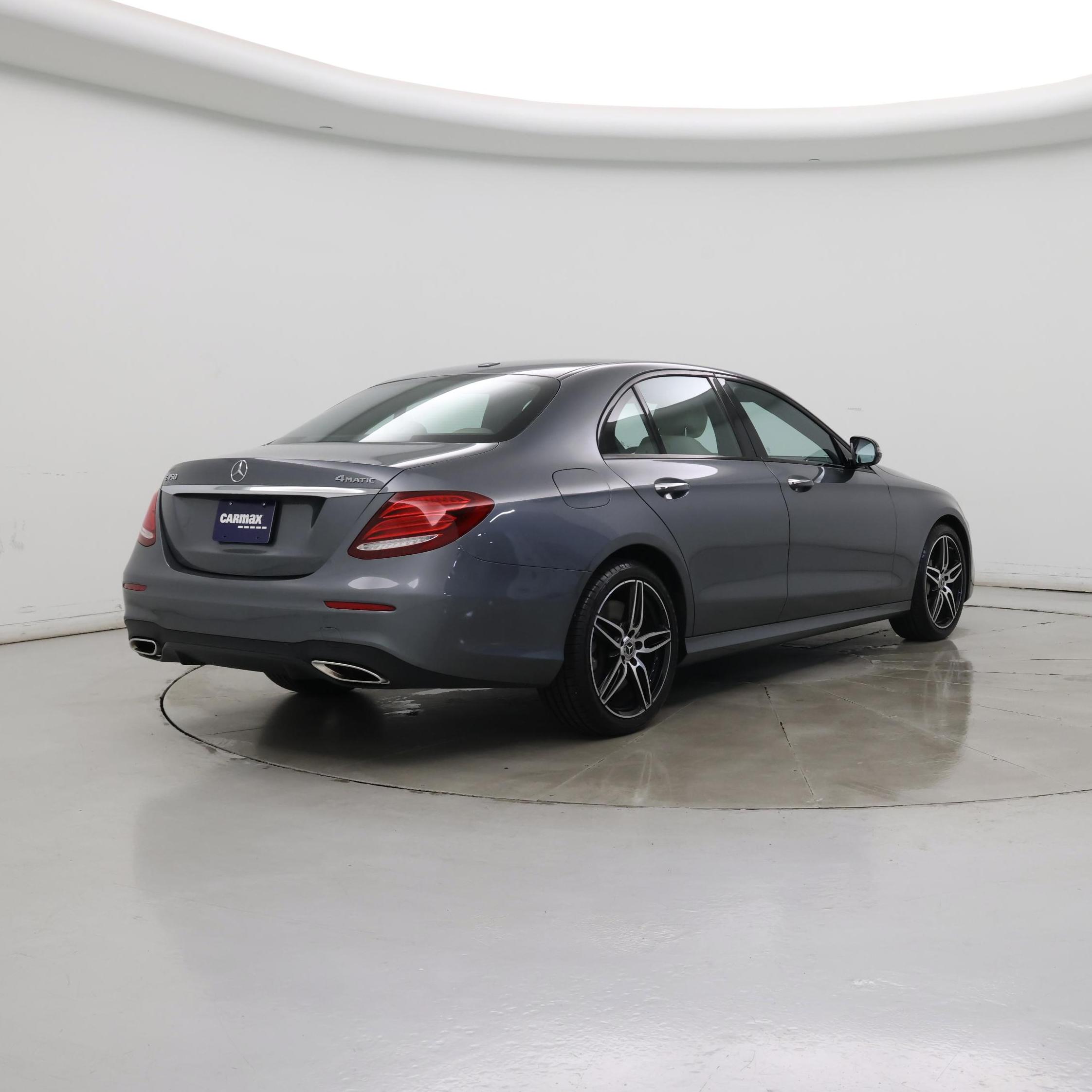 Thumbnail: 2020 Mercedes-Benz E-Class - 8