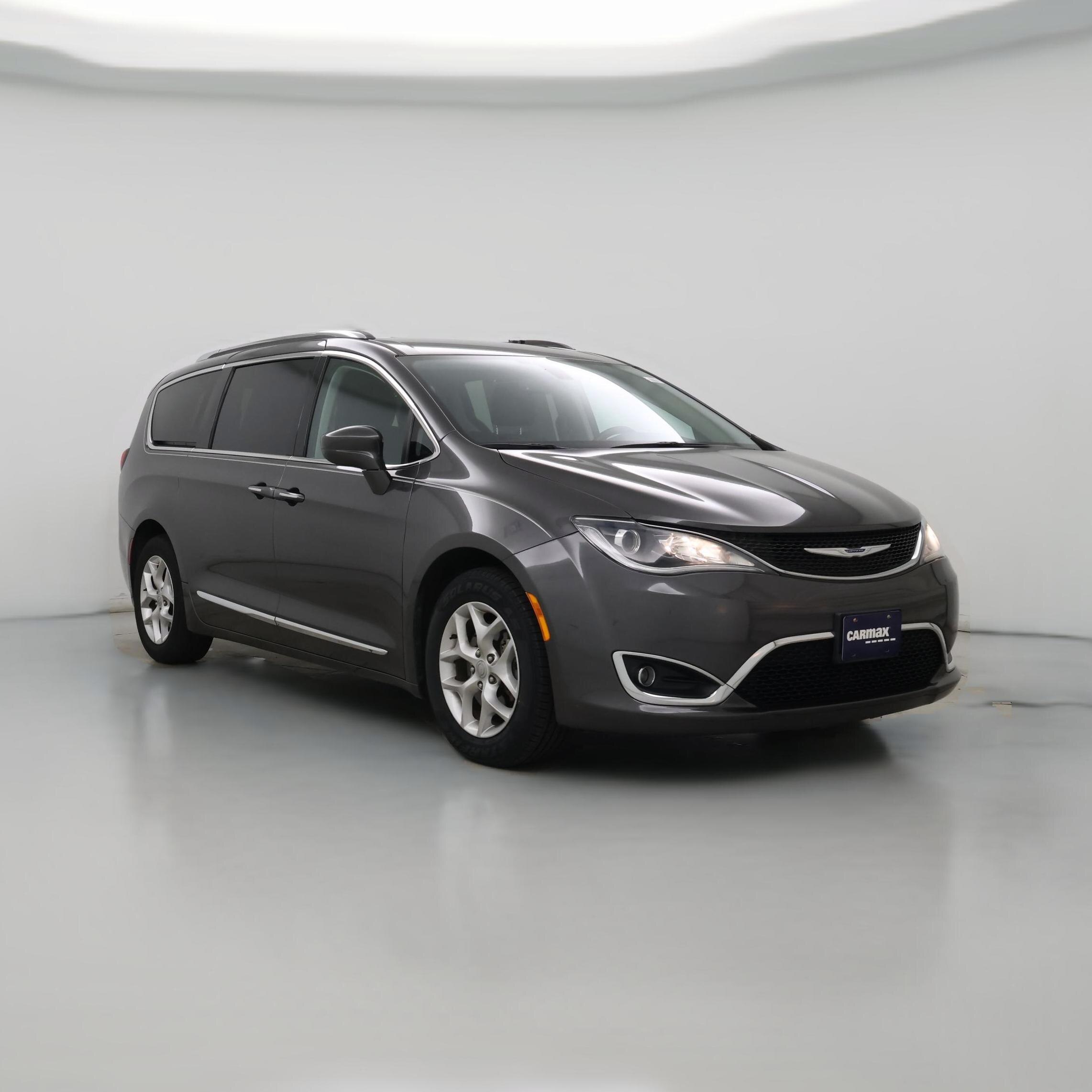 Thumbnail: 2019 Chrysler Pacifica - 1