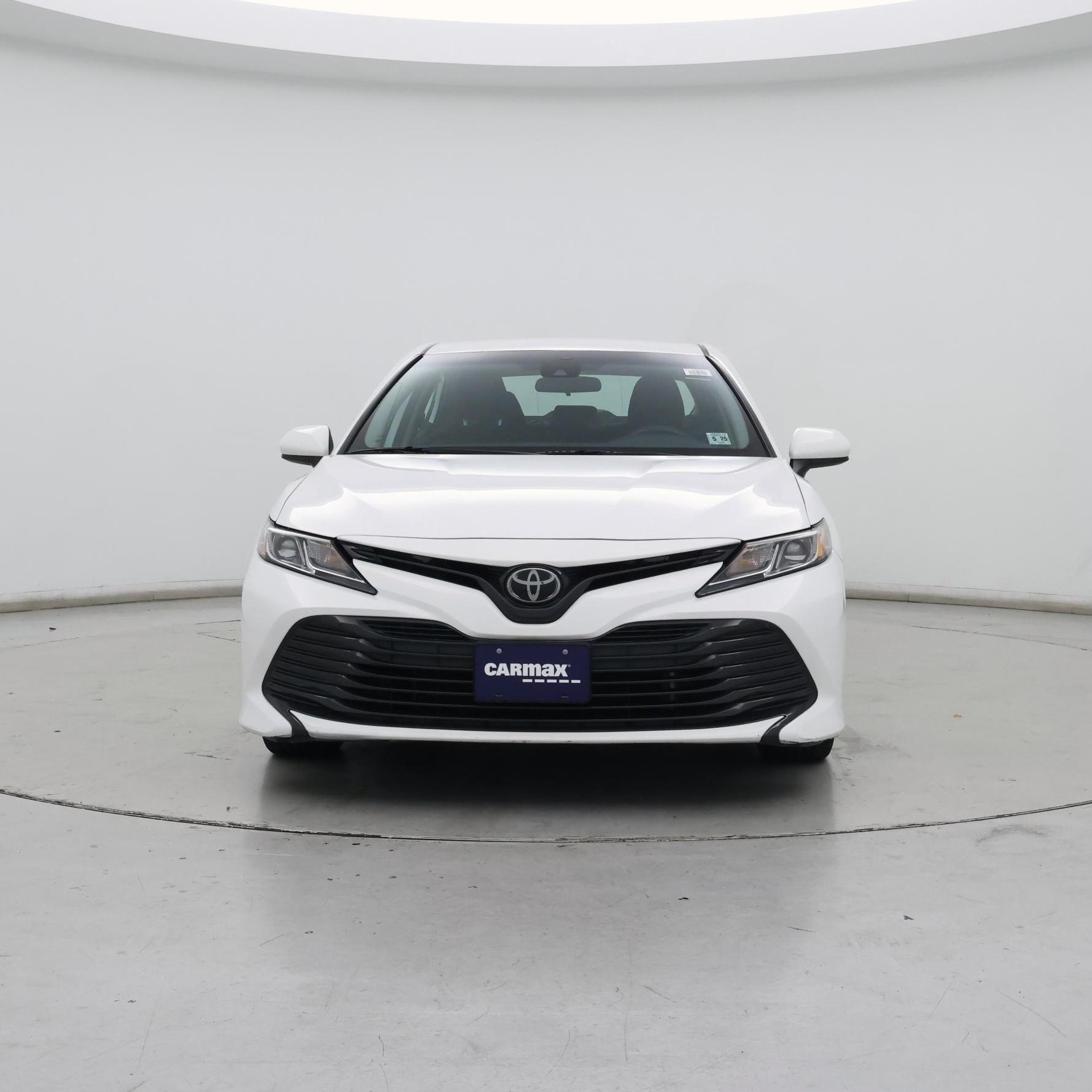 Thumbnail: 2019 Toyota Camry - 5