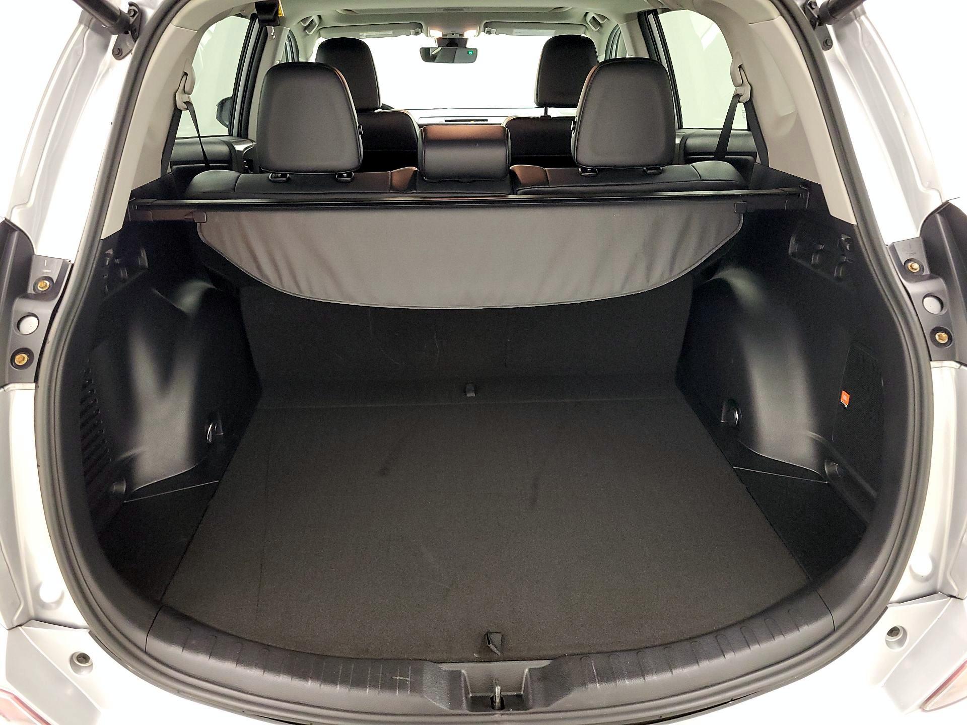 Thumbnail: 2017 Toyota RAV4 - 19
