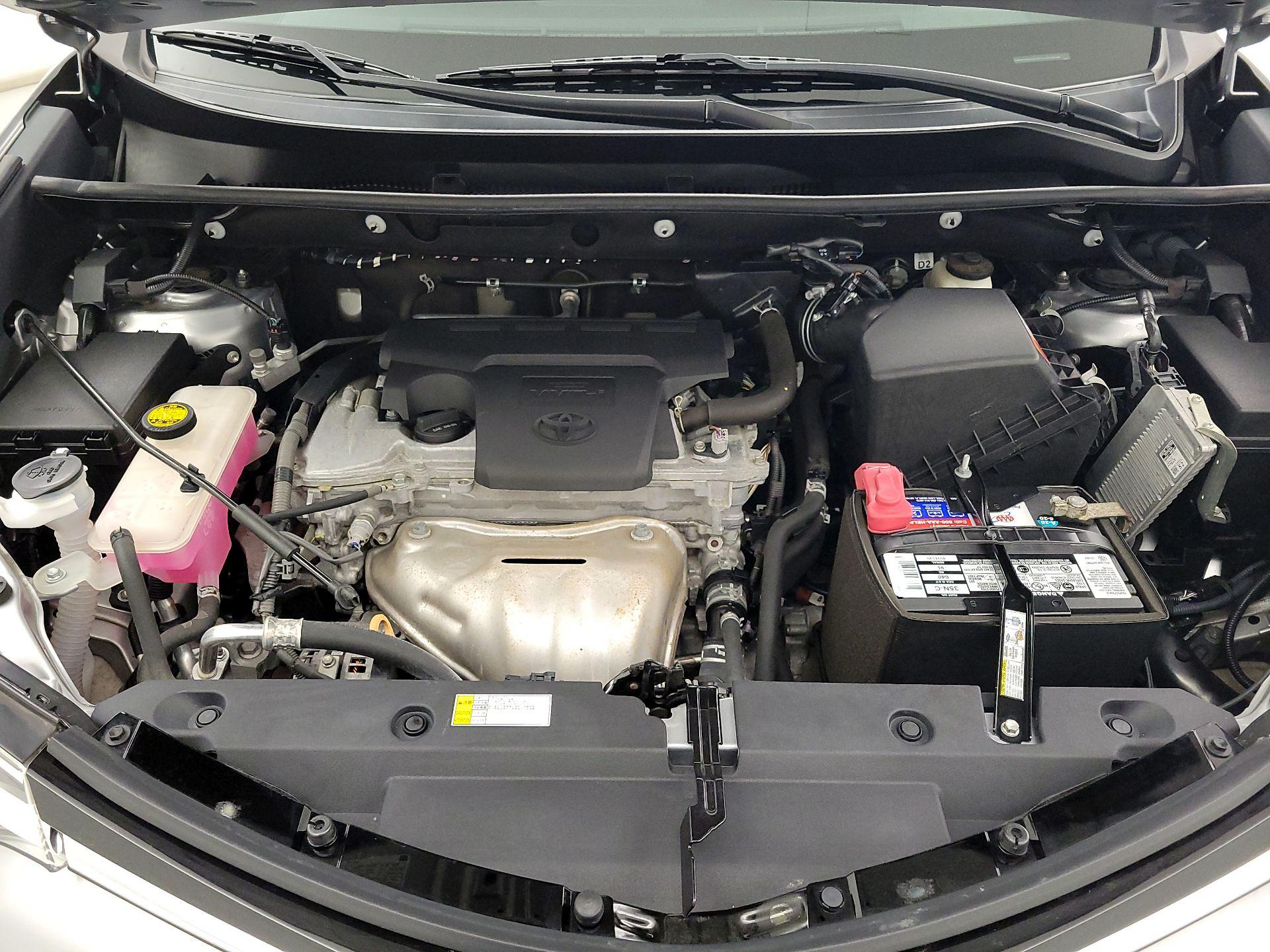 Thumbnail: 2017 Toyota RAV4 - 20