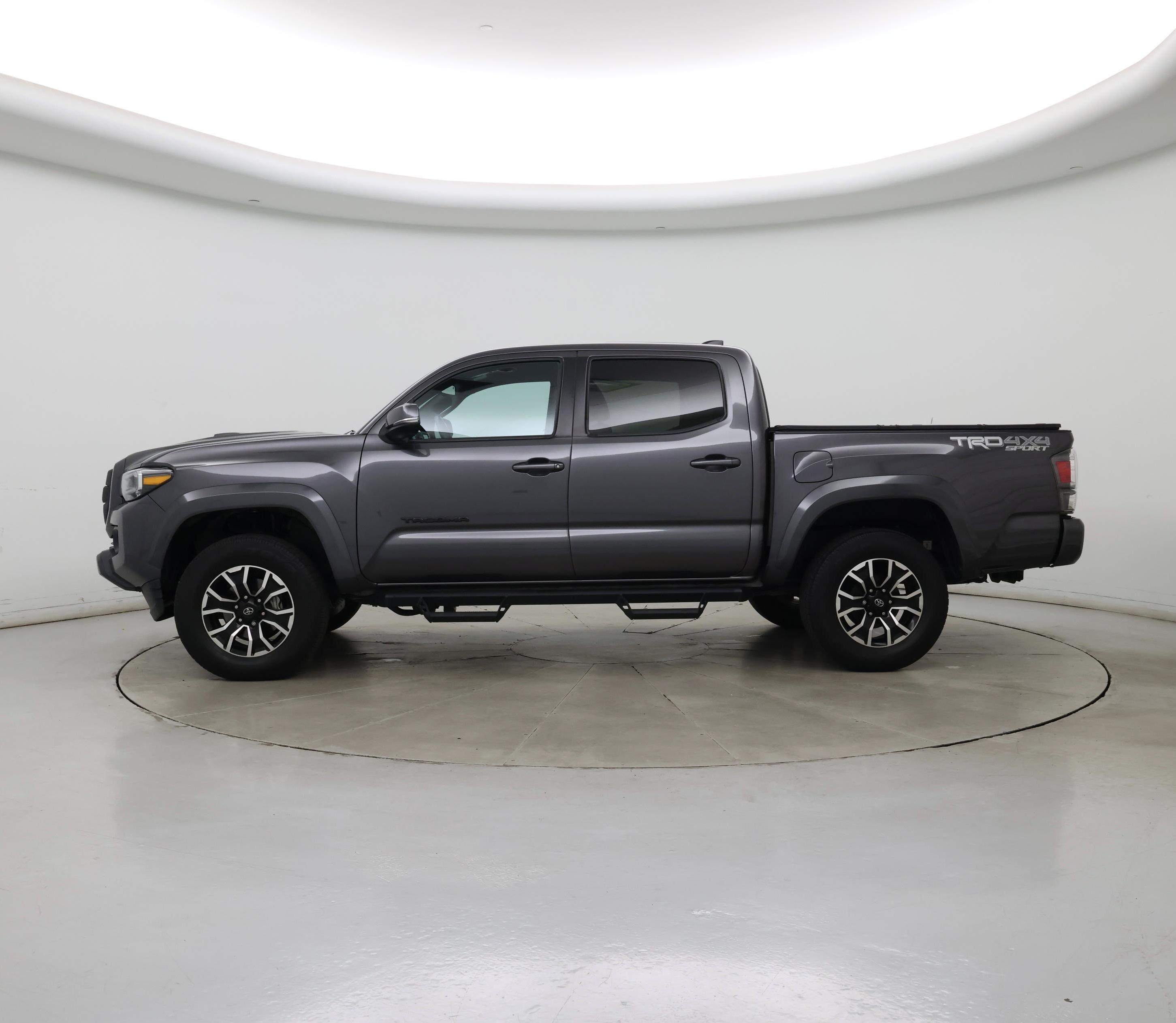 Thumbnail: 2022 Toyota Tacoma - 3
