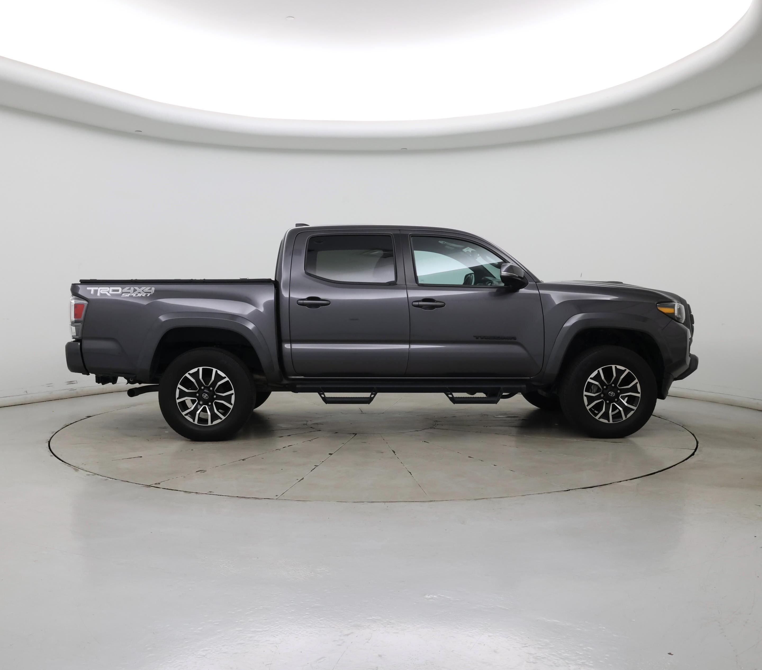 Thumbnail: 2022 Toyota Tacoma - 7