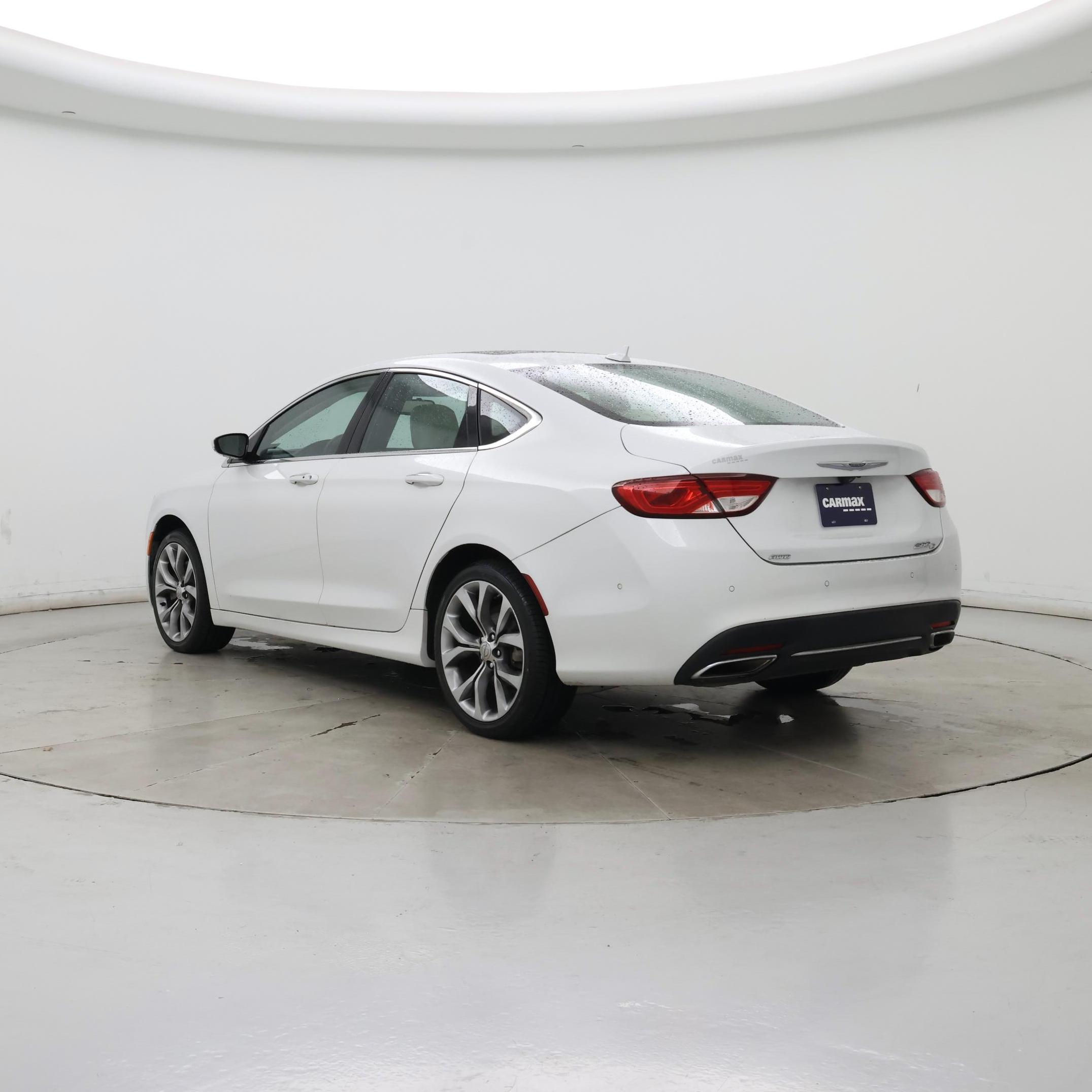 Thumbnail: 2015 Chrysler 200 - 2