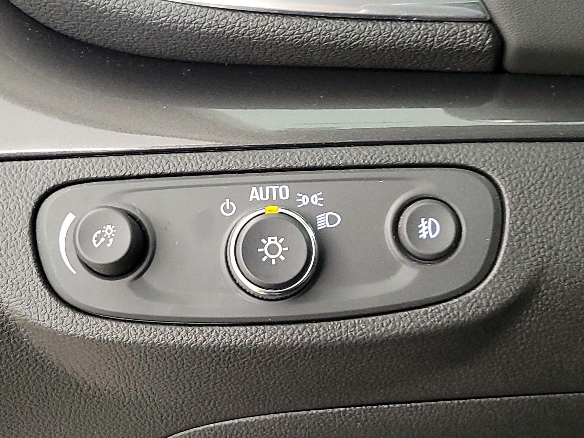 Thumbnail: 2018 Buick Encore - 13