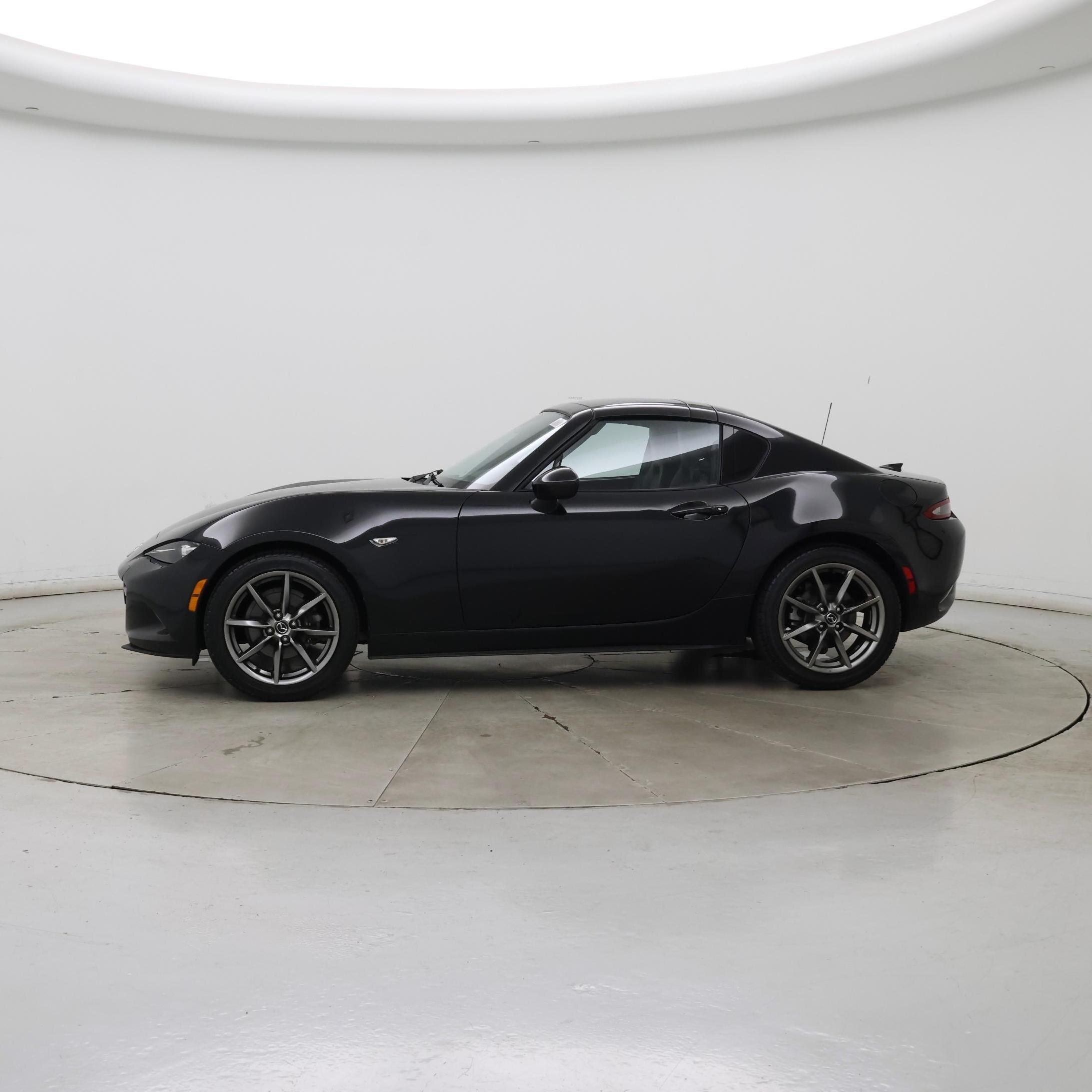 Thumbnail: 2021 Mazda MX-5 Miata - 3