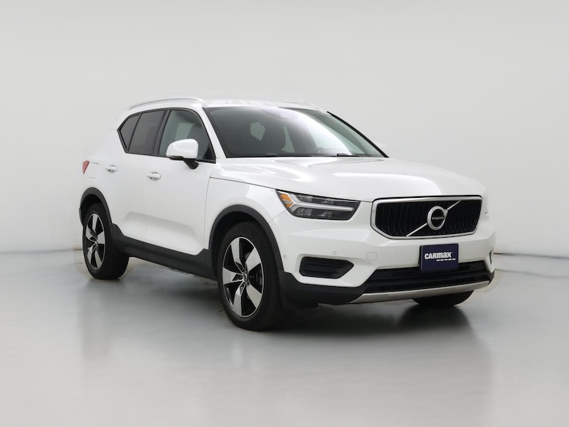 2019 Volvo XC40 T5 Momentum -
                  White Marsh, MD