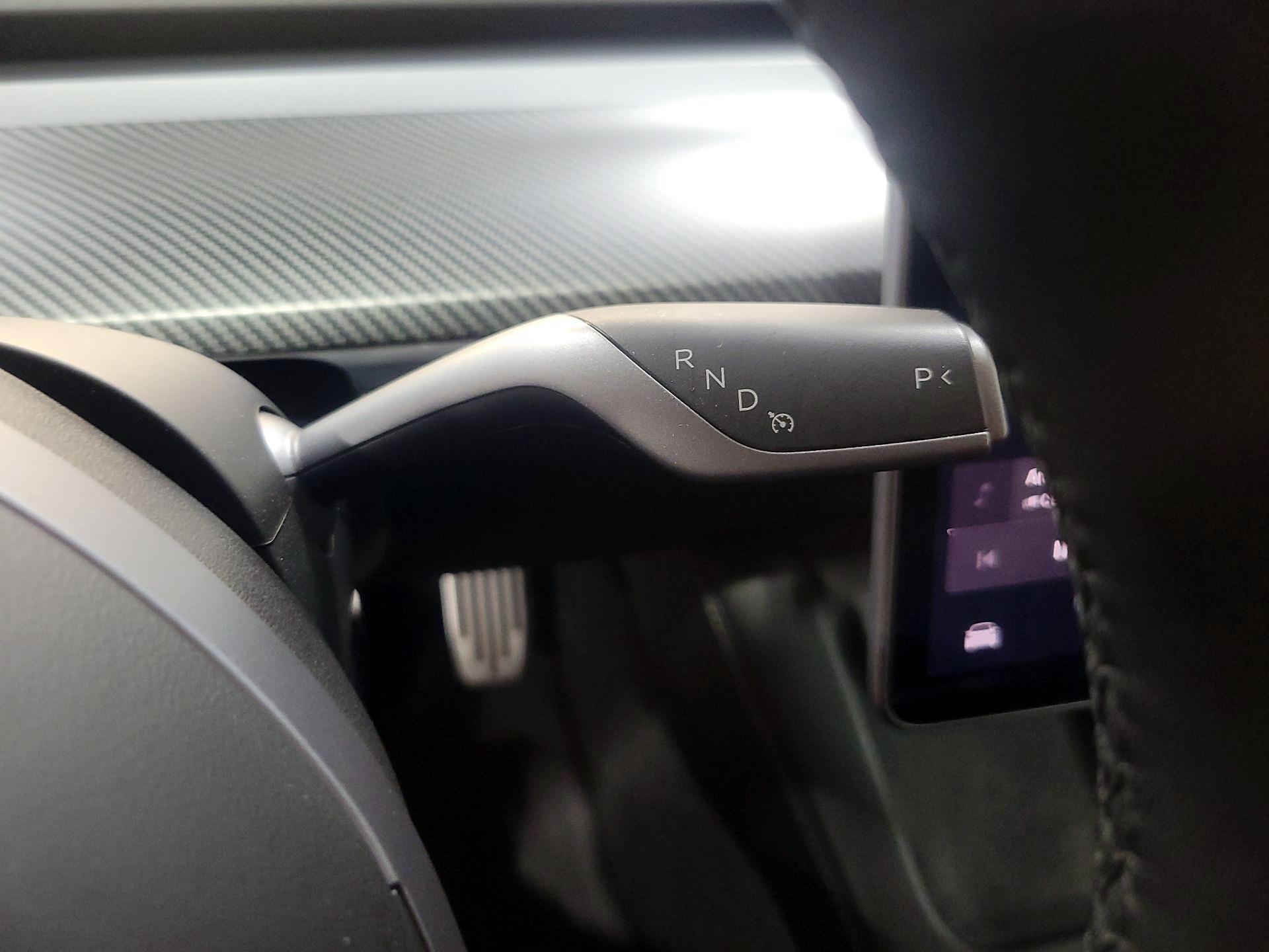 Thumbnail: 2022 Tesla Model 3 - 16